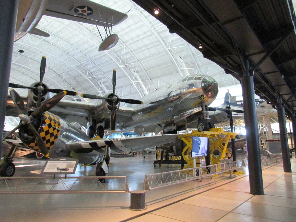 B-29 Enola Gay