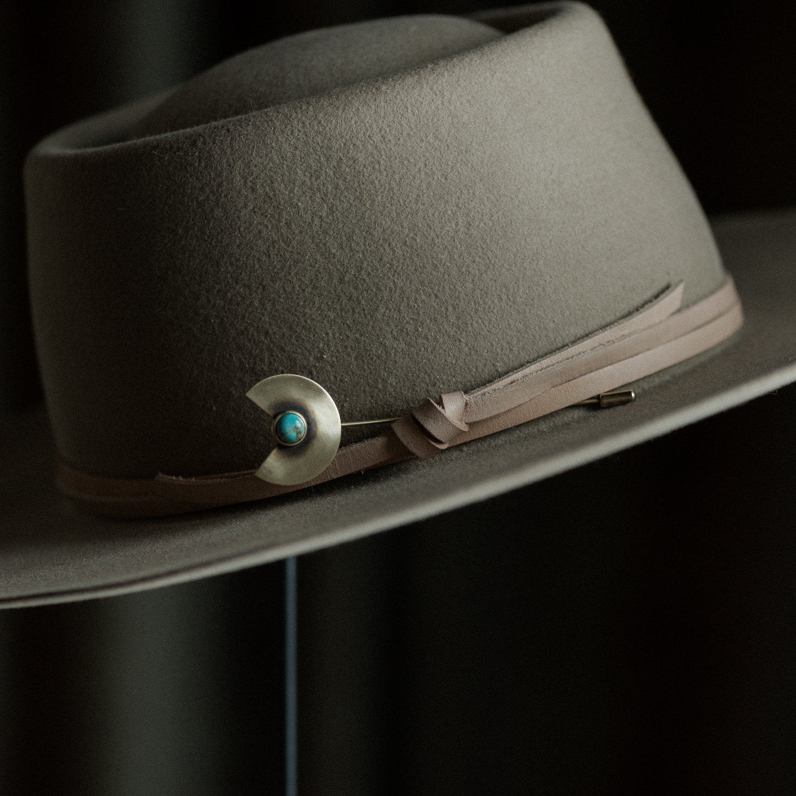 Delta Hat Pin_Turquoise_3.5%22_Commonform-48.jpg
