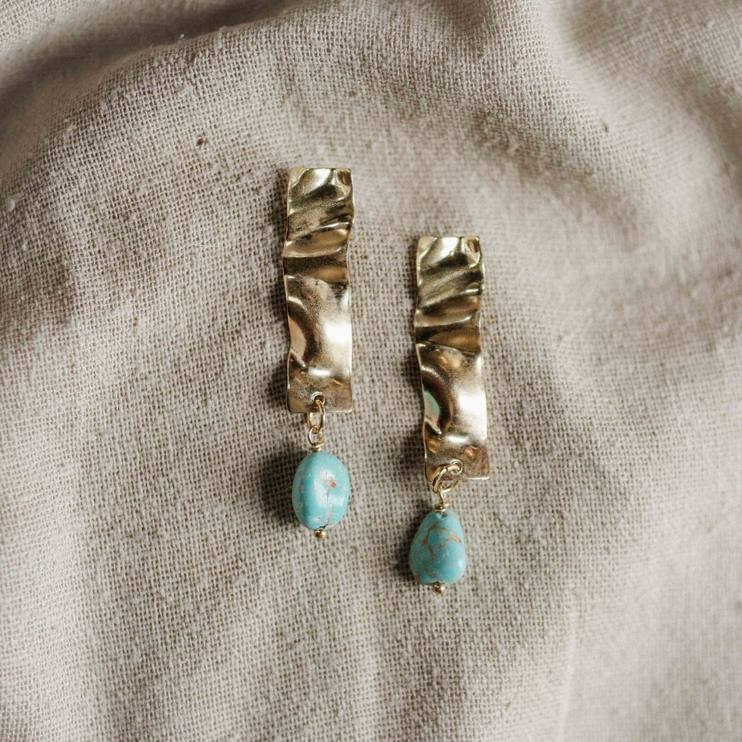 SELAH STUDS