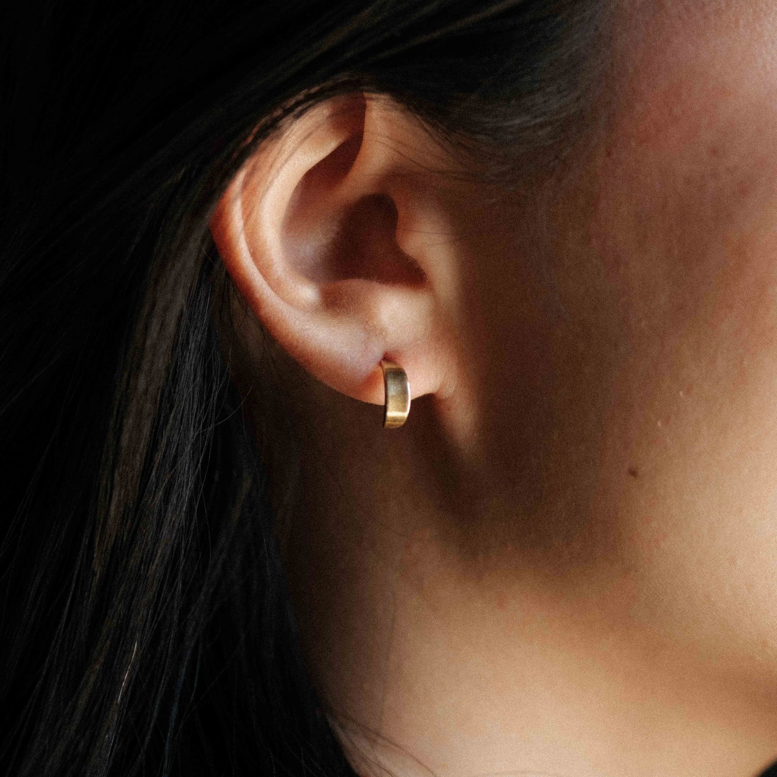COMMONFORM_Modern Statement Gold Earrings-105.jpg