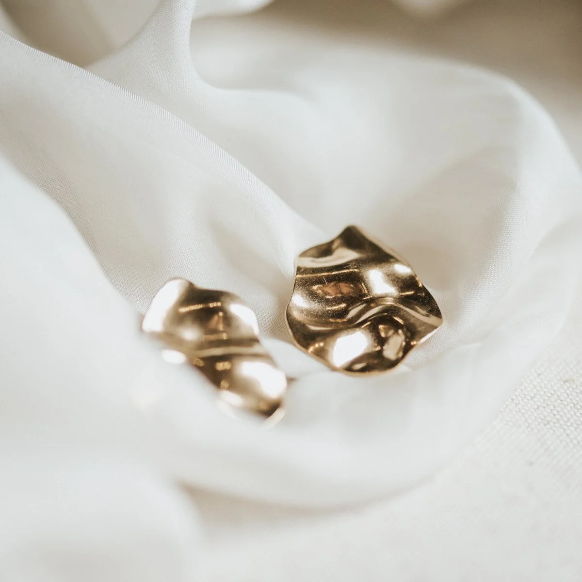 MODERN MINIMALIST BRIDAL WEDDING JEWELRY_Product-27.jpg