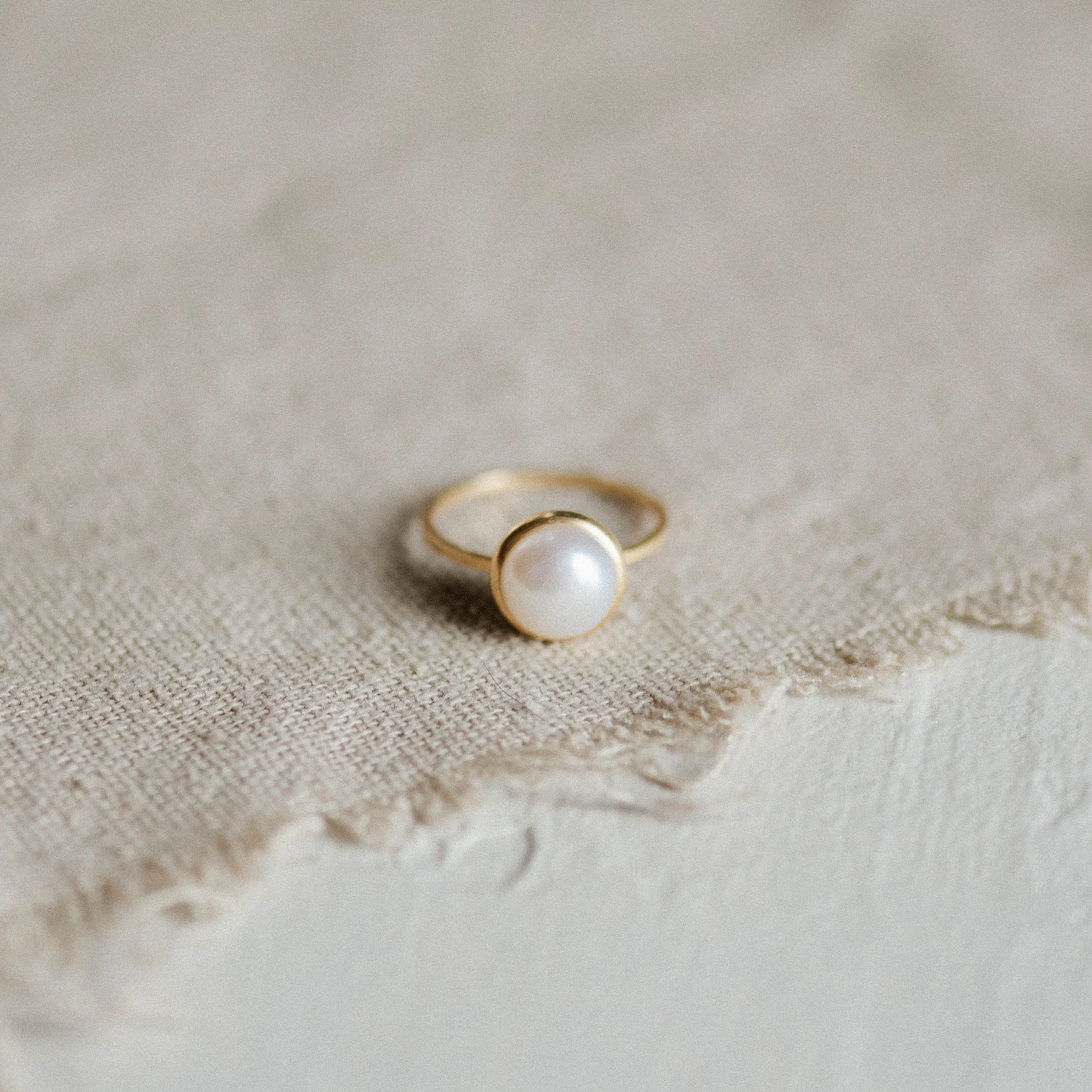 COMMONFORM_Gold Pearl Jewelry-2.jpg