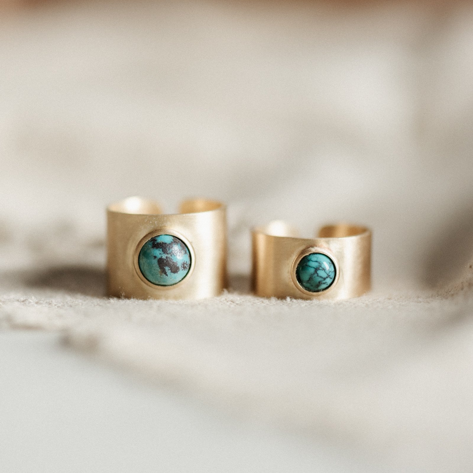 Nile Ring_6mm vs 8mm_Turquoise_Brass_Commonform.jpg