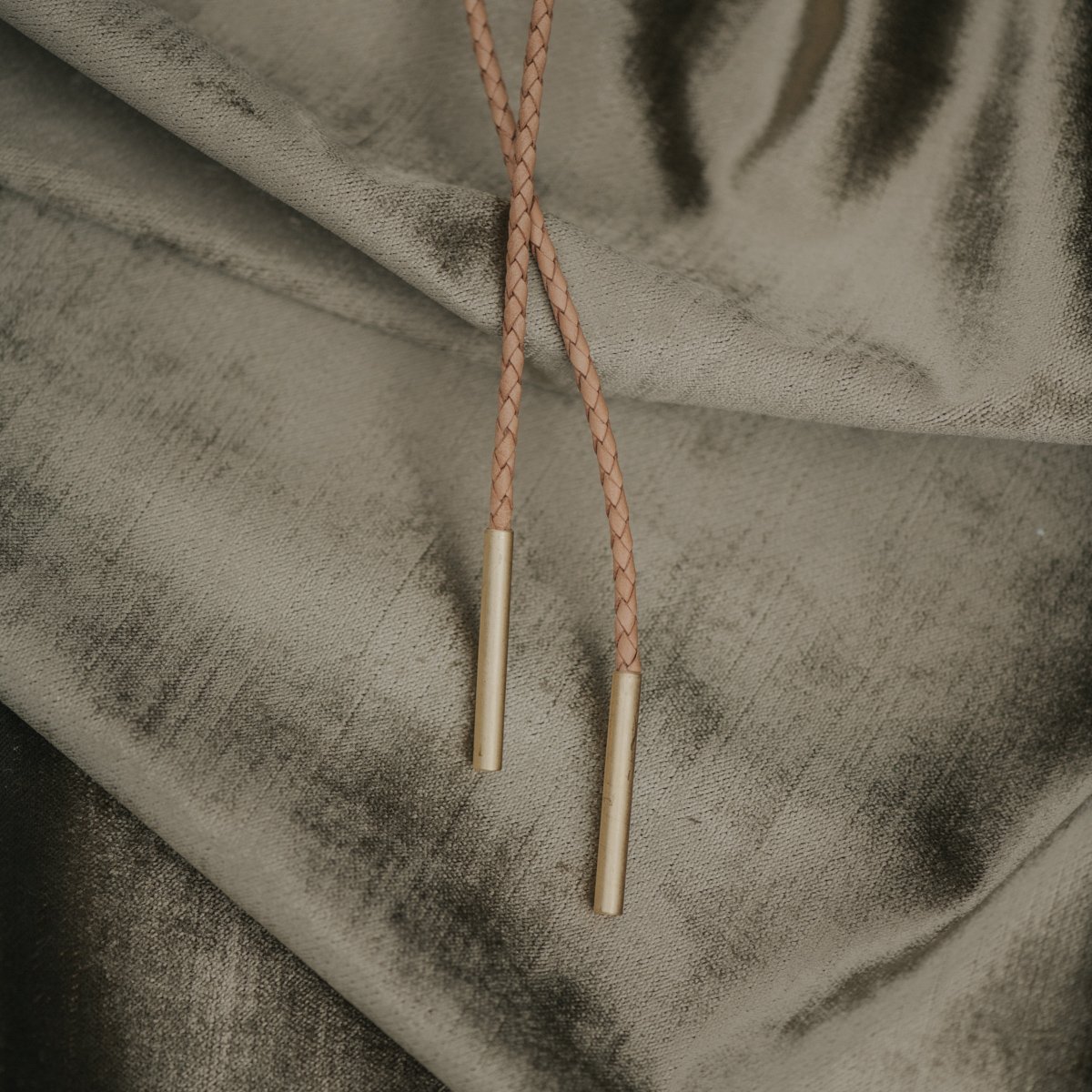 COMMONFORM_Minimalist Jewelry-23.jpg