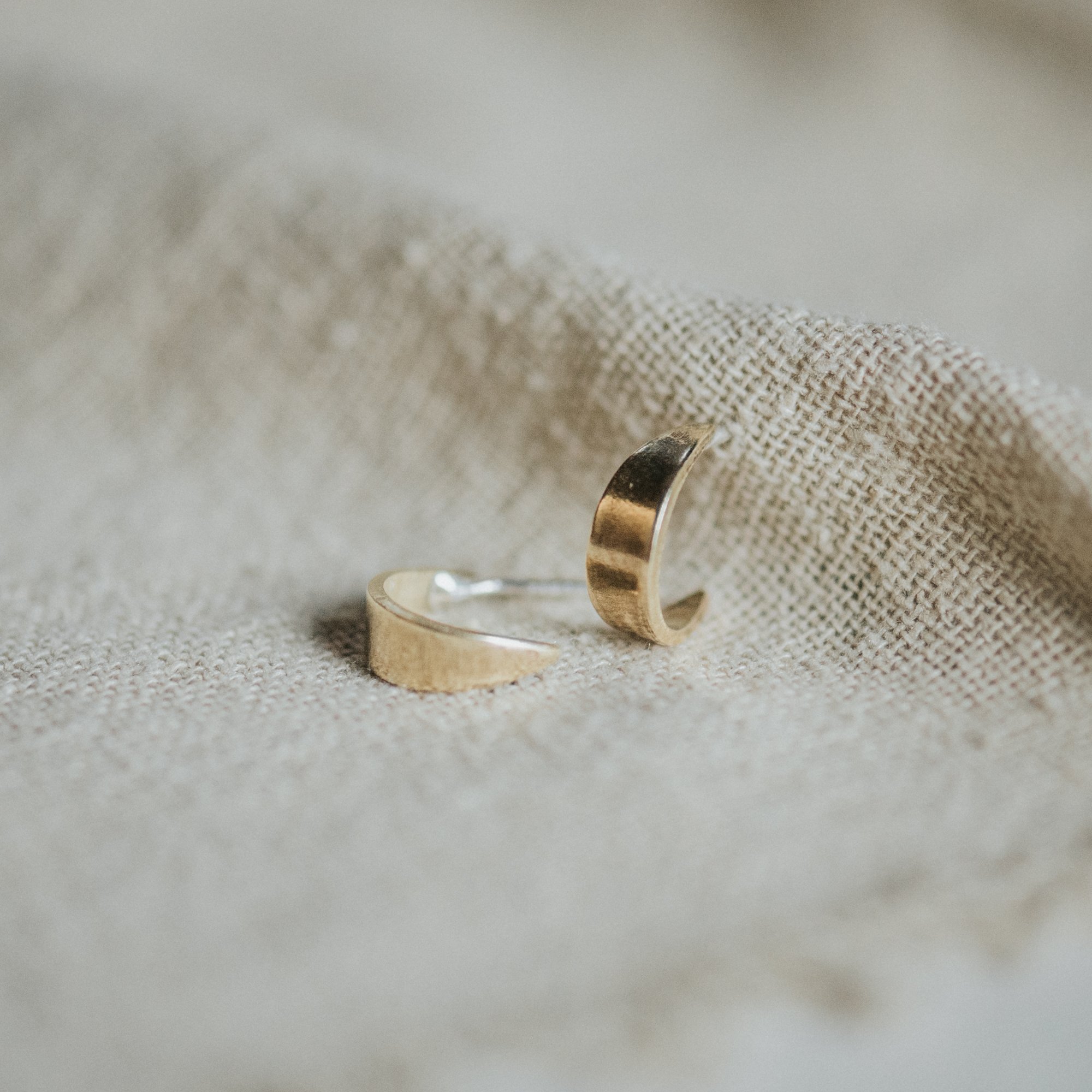 COMMONFORM_Minimalist gold jewelry-106.jpg