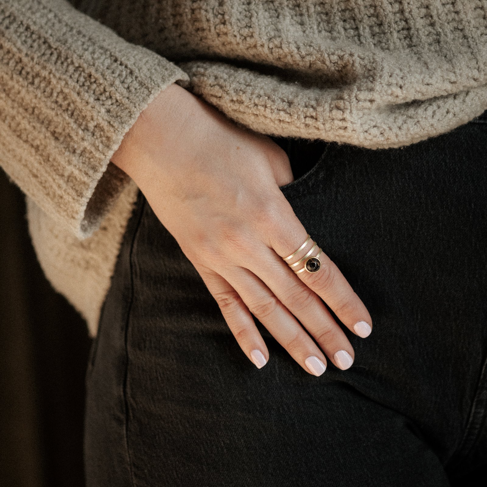 Strata Ring_CopperObsidian_Commonform-5.jpg