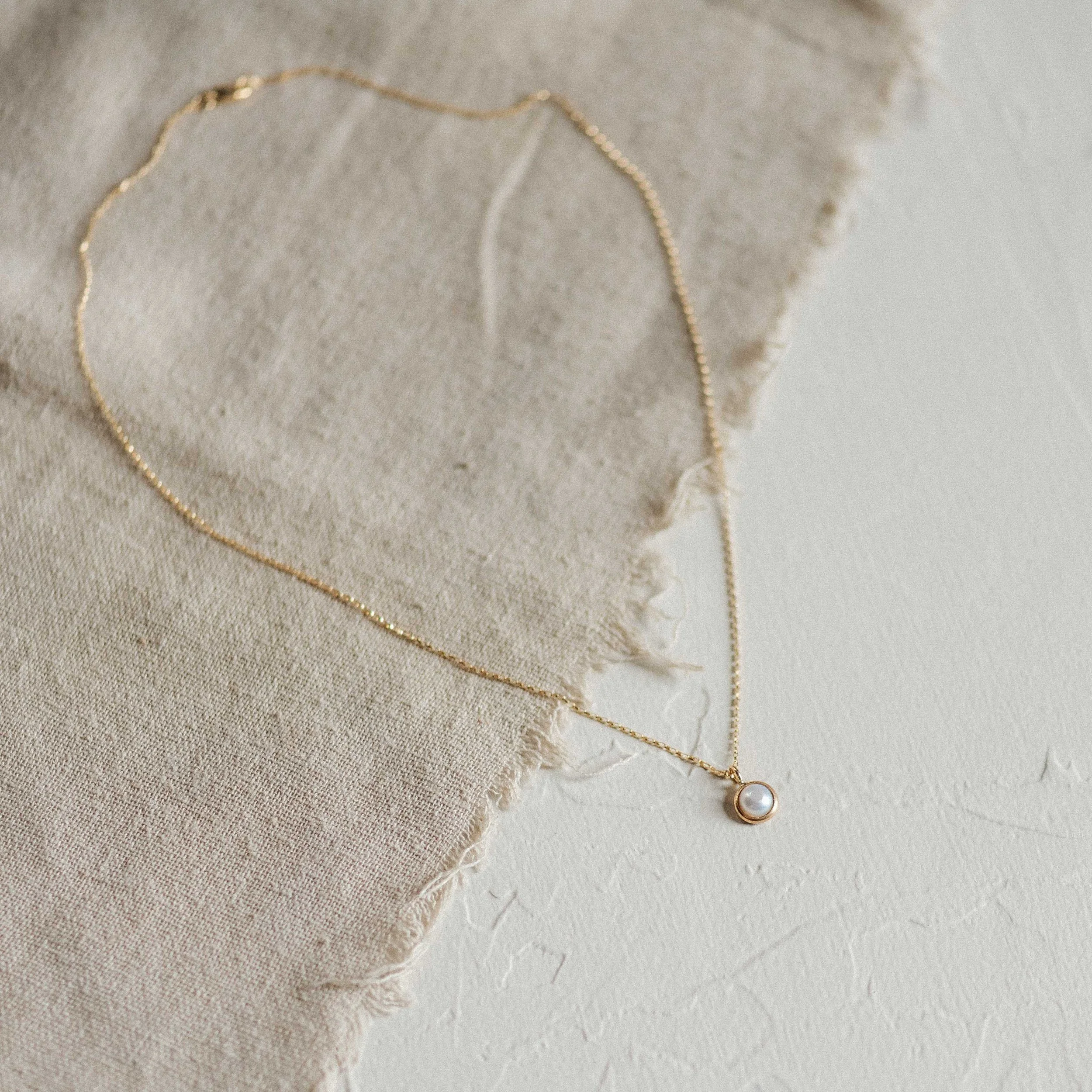 COMMONFORM_Gold Pearl Necklace-78.jpg