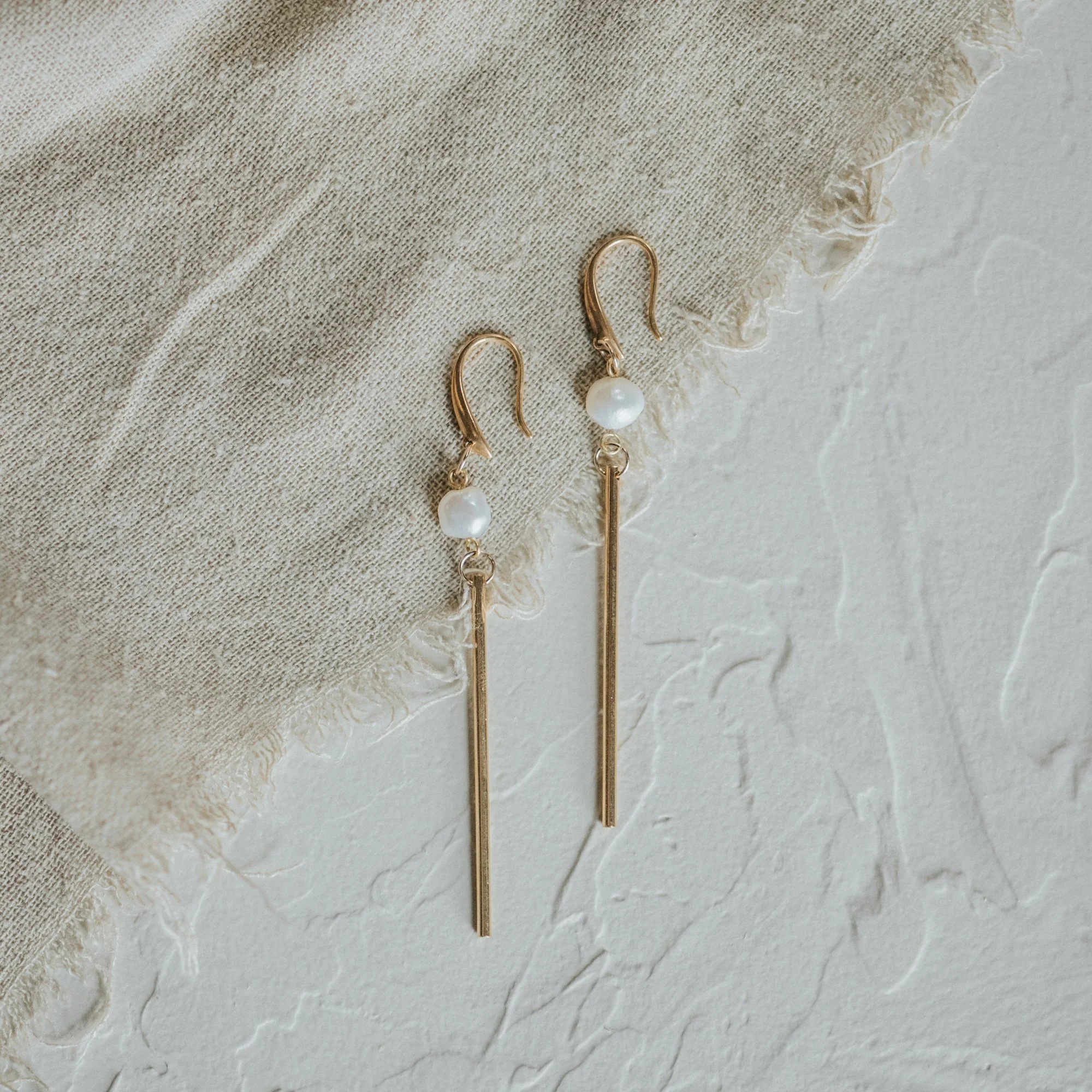 COMMONFORM_Modern Statement Gold Jewelry-141.jpg