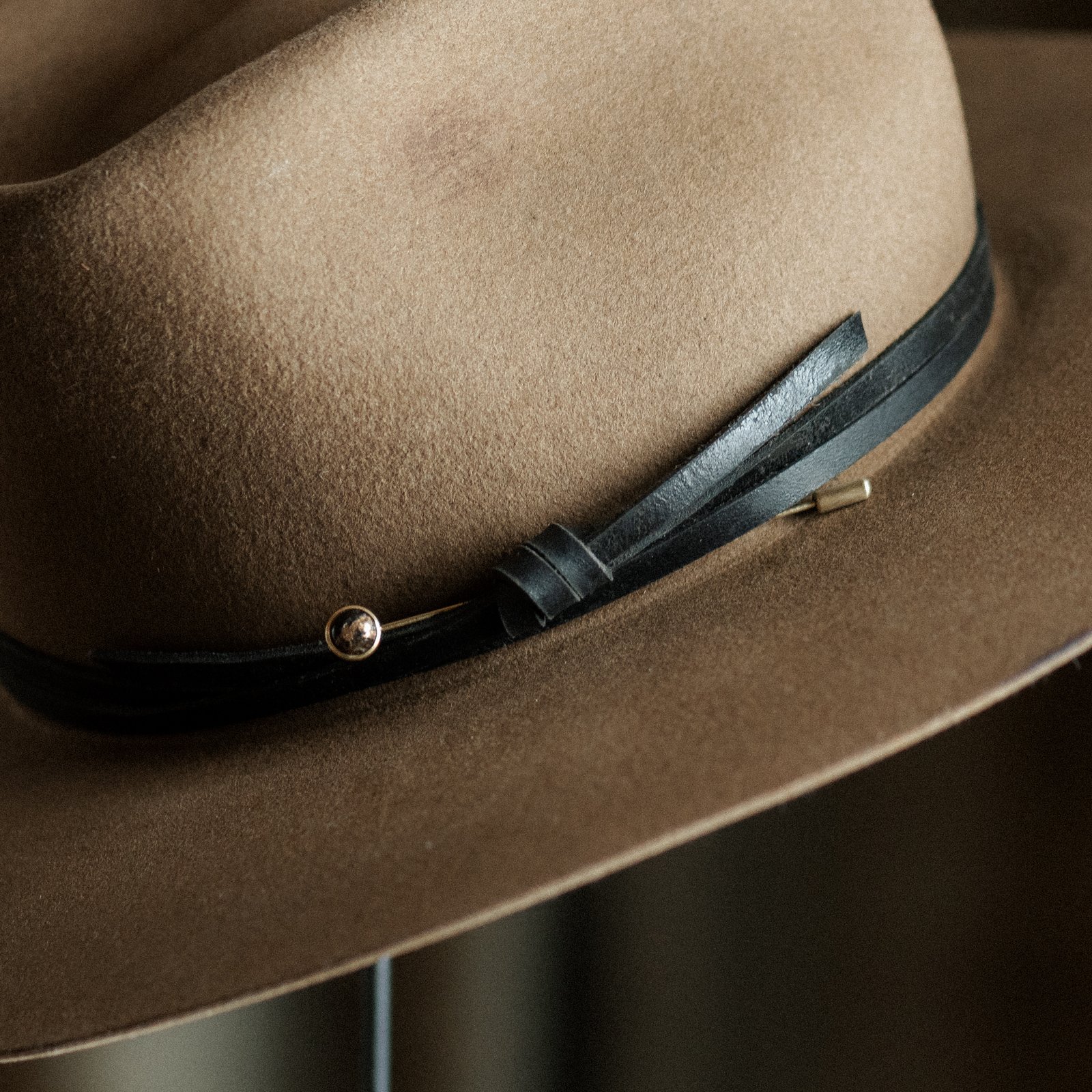 Hyalite Hat Pin_Copper Obsidian_3.5%22_Commonform-39.jpg