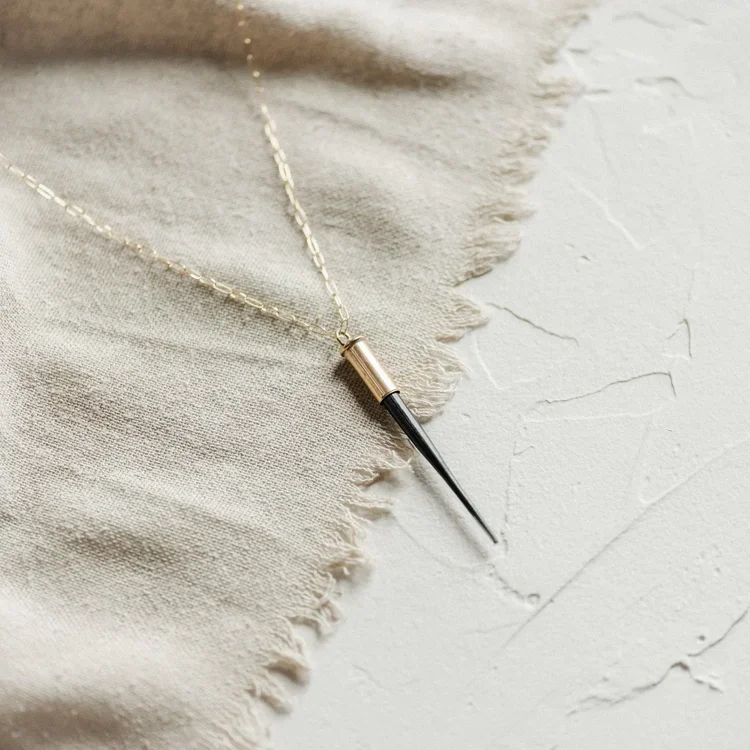 Quill+Necklace_18%22_All+Black_DemiFineGold_Commonform-10.webp