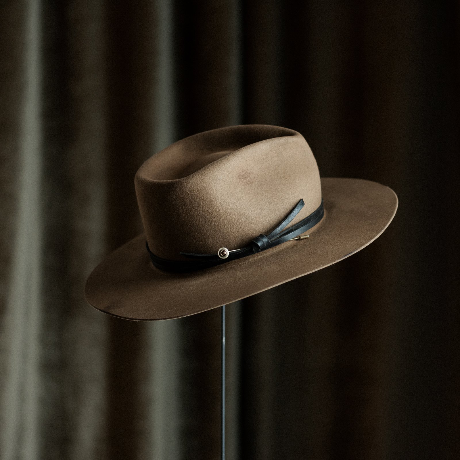 Gibbon Hat Pin_Copper Obsidian_3.5%22_Commonform-34.jpg