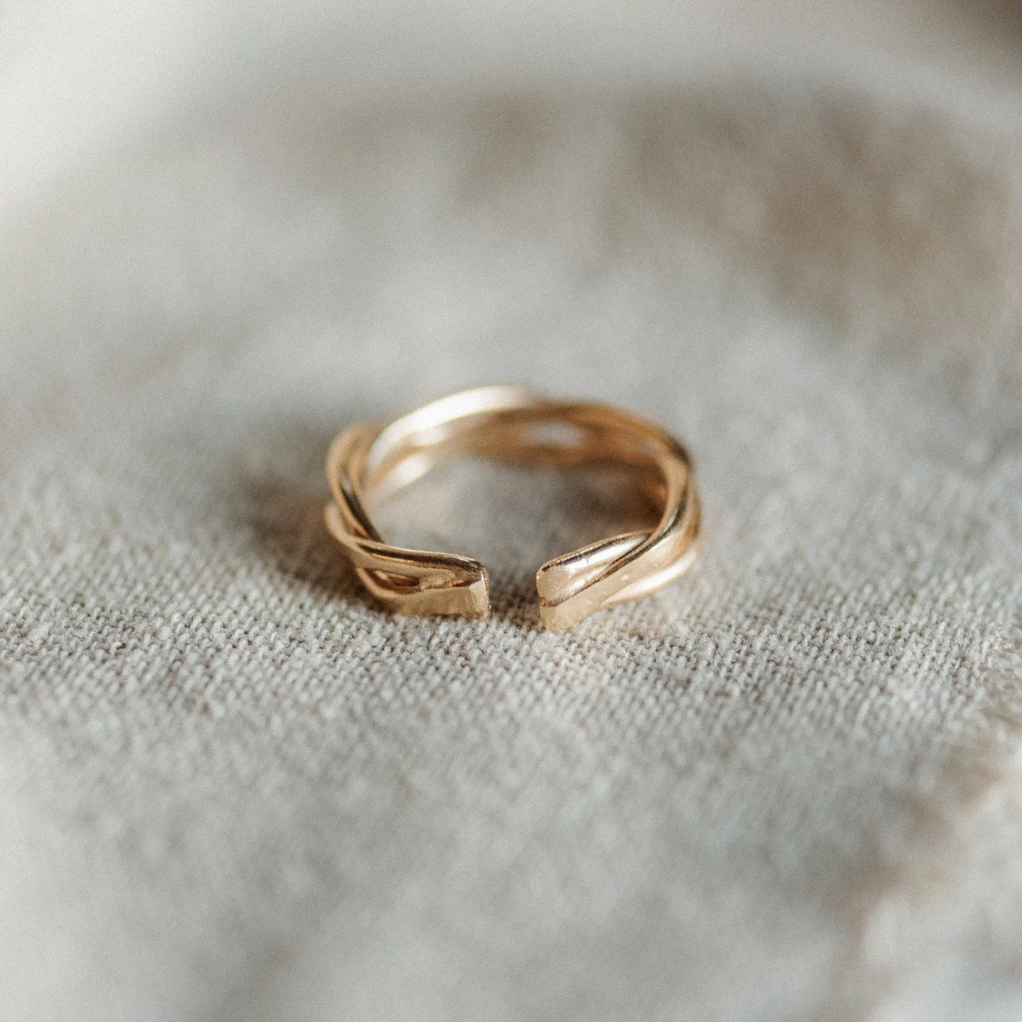 COMMONFORM_Statement ring gold woven braided-62.jpg