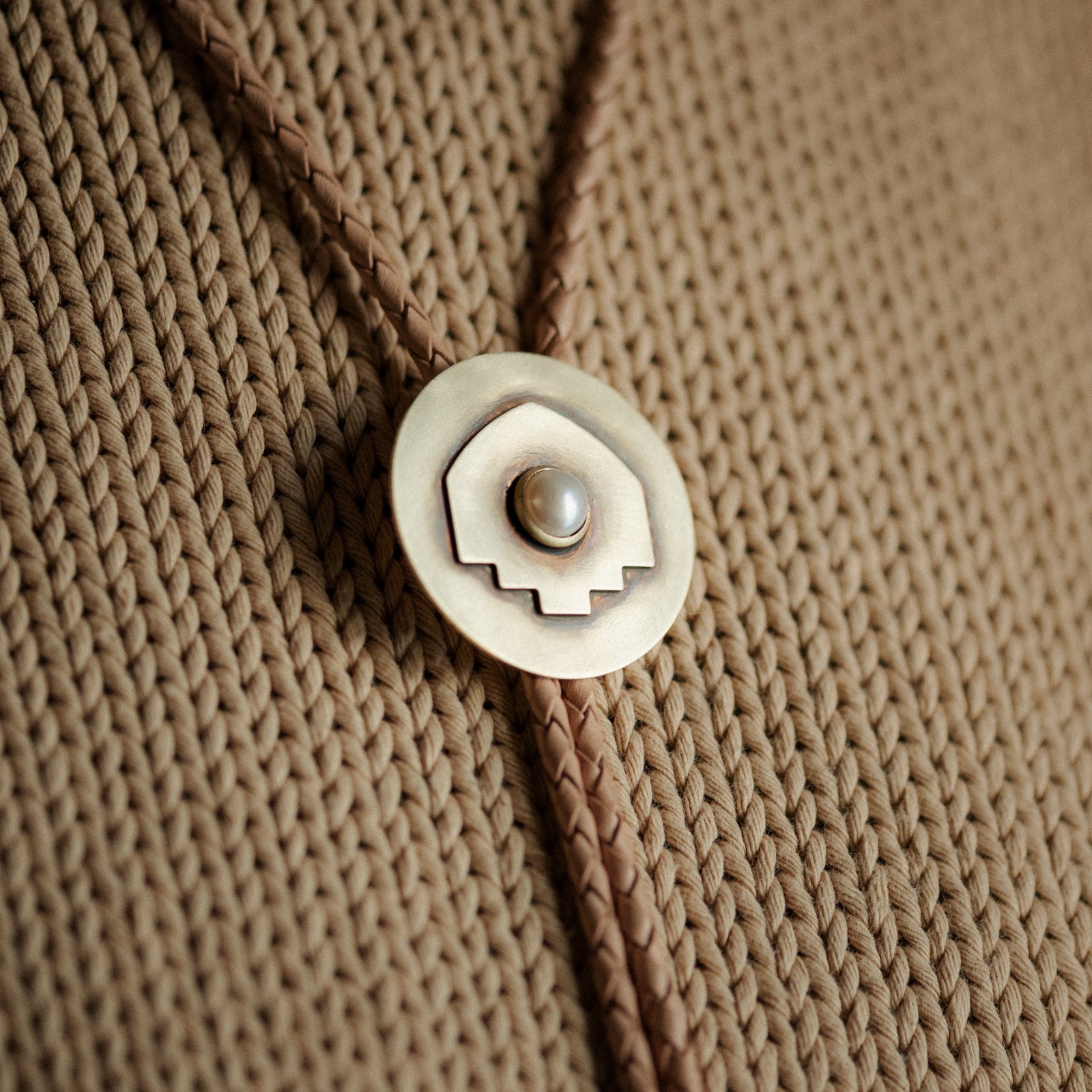 Tacoma Bolo_Natural_Pearl_Commonform-70.jpg