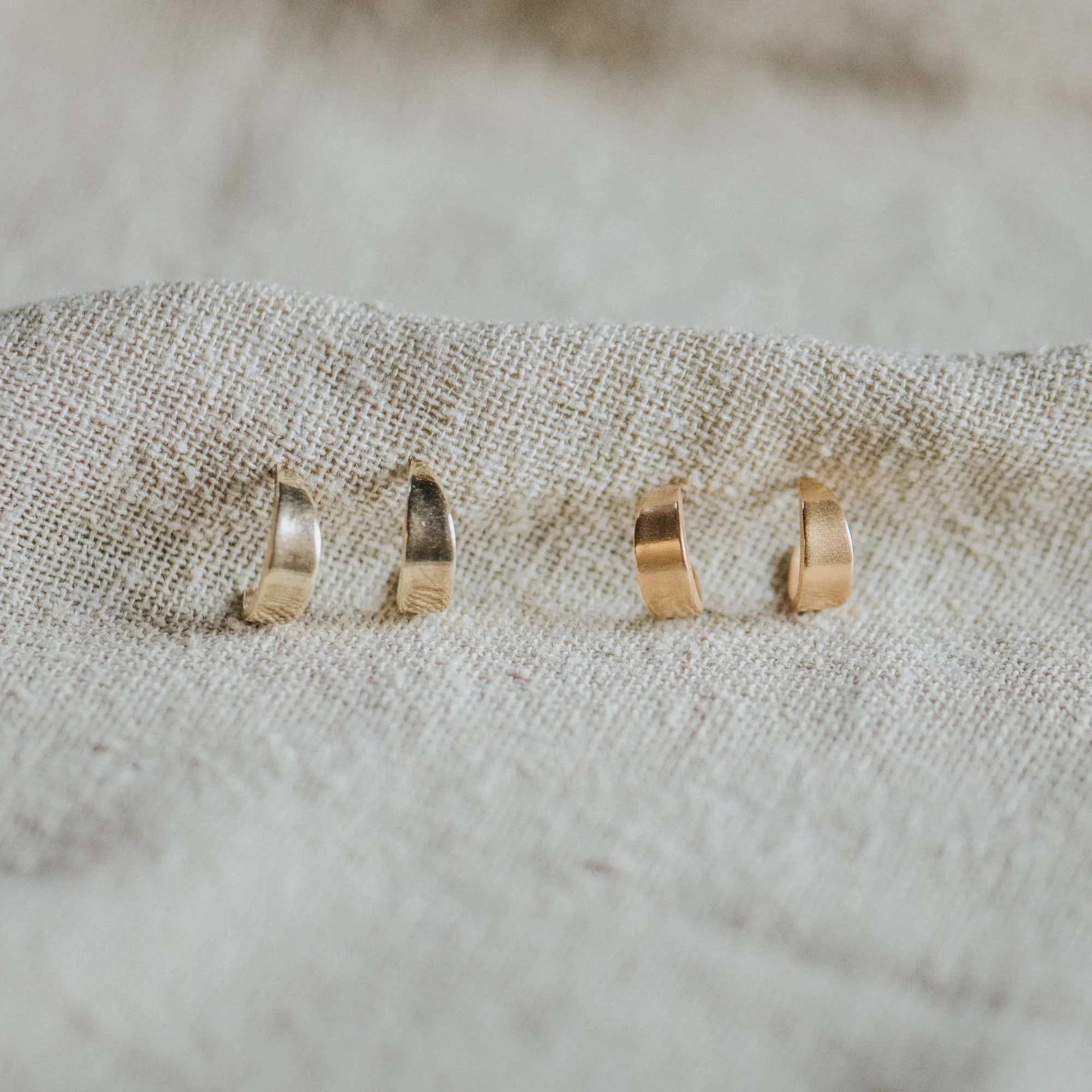 COMMONFORM_Minimalist gold jewelry-103.jpg