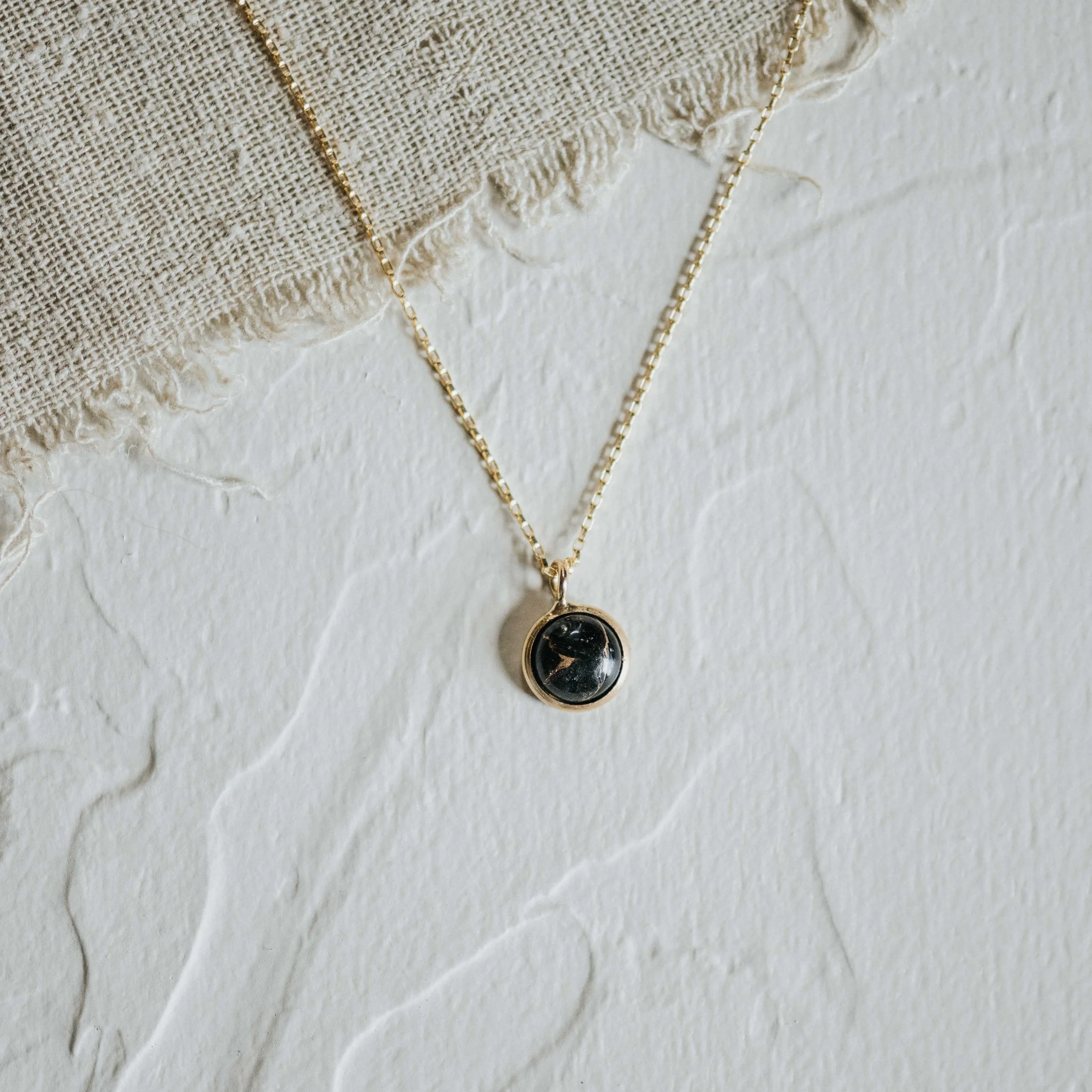 COMMONFORM_Hyalite_black and Gold Necklace-8.jpg