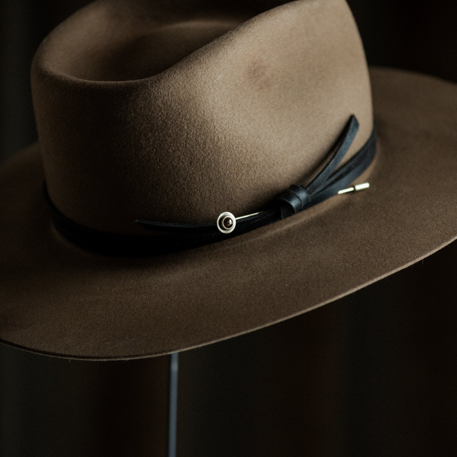 Gibbon Hat Pin_Copper Obsidian_3.5%22_Commonform-33.jpg