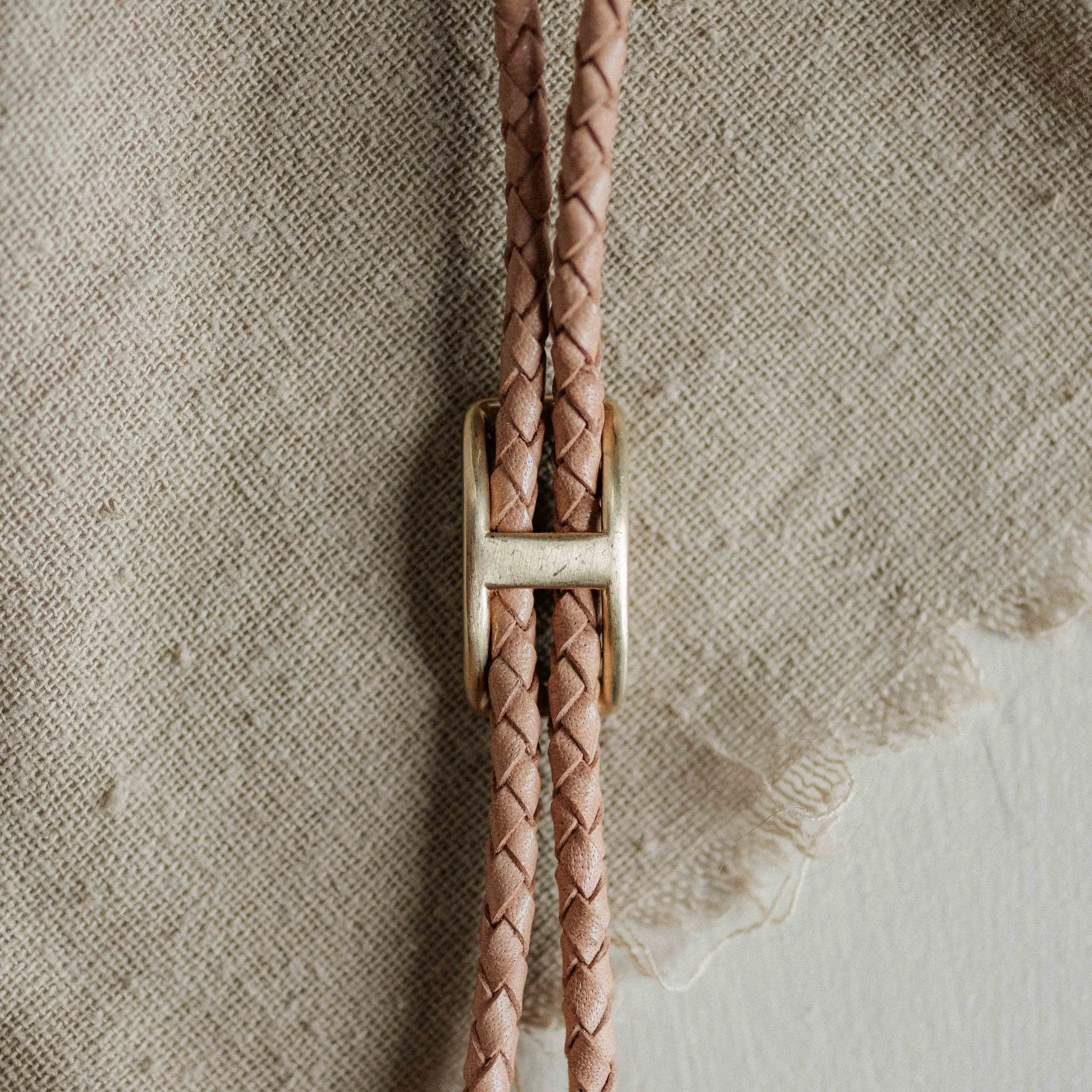 COMMONFORM_Gold Simple Bolo Necklace-126.jpg