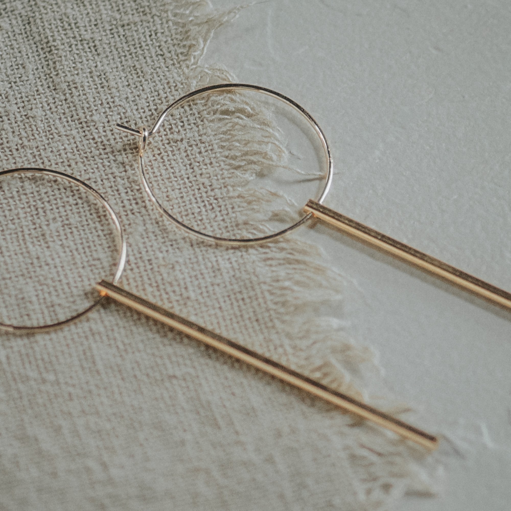 COMMONFORM_Modern Statement Gold Jewelry-169.jpg