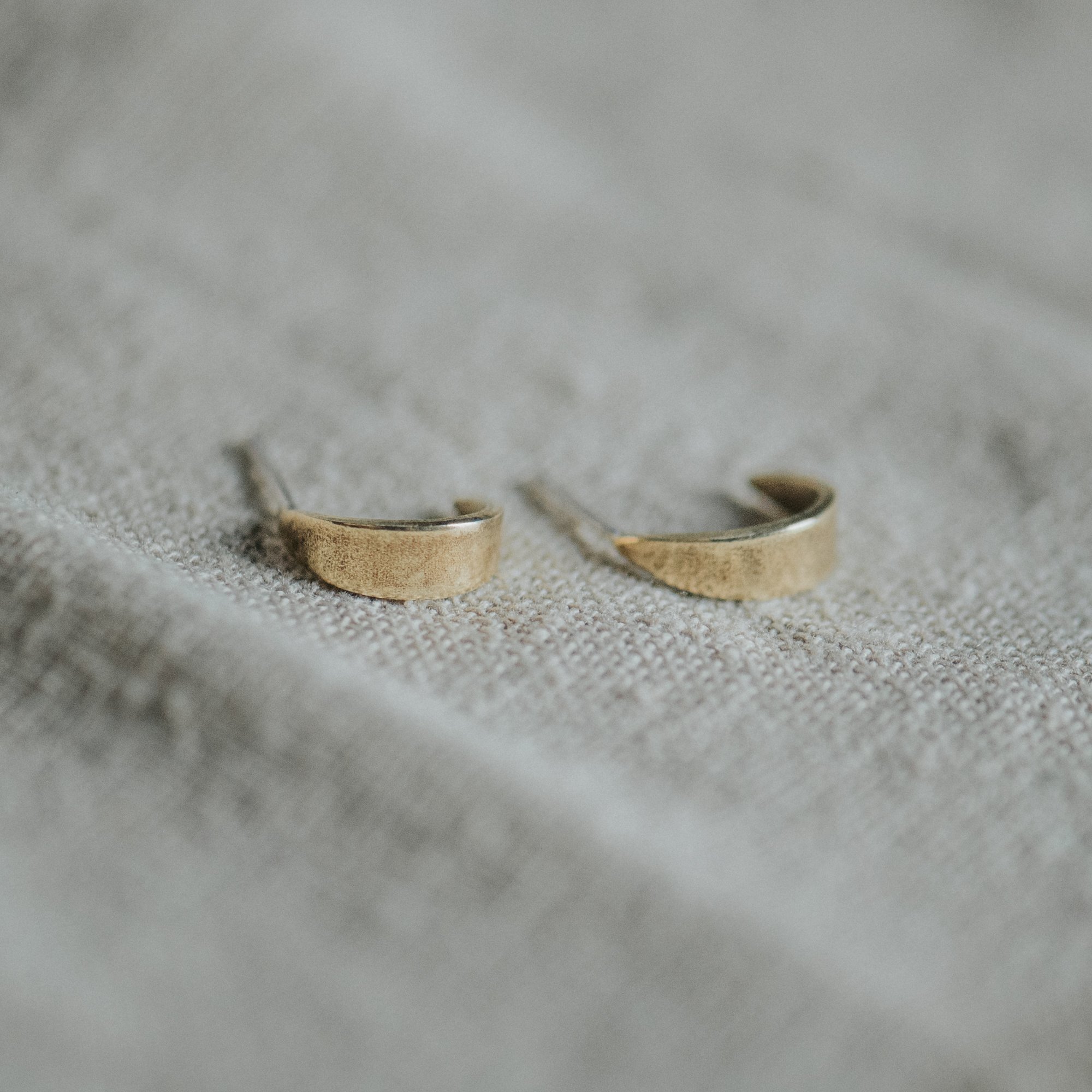 COMMONFORM_Minimalist gold jewelry-110.jpg