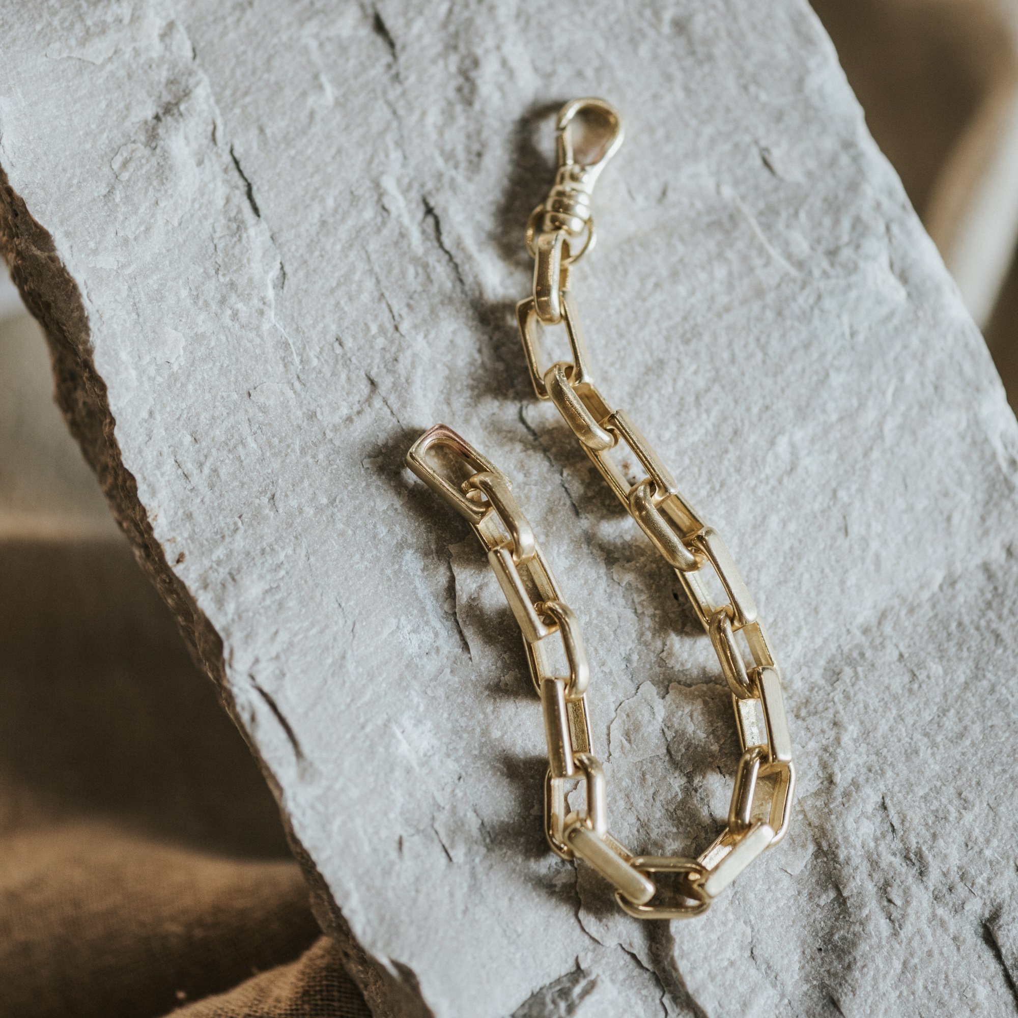 COMMONFORM_gold jewelry-2.jpg