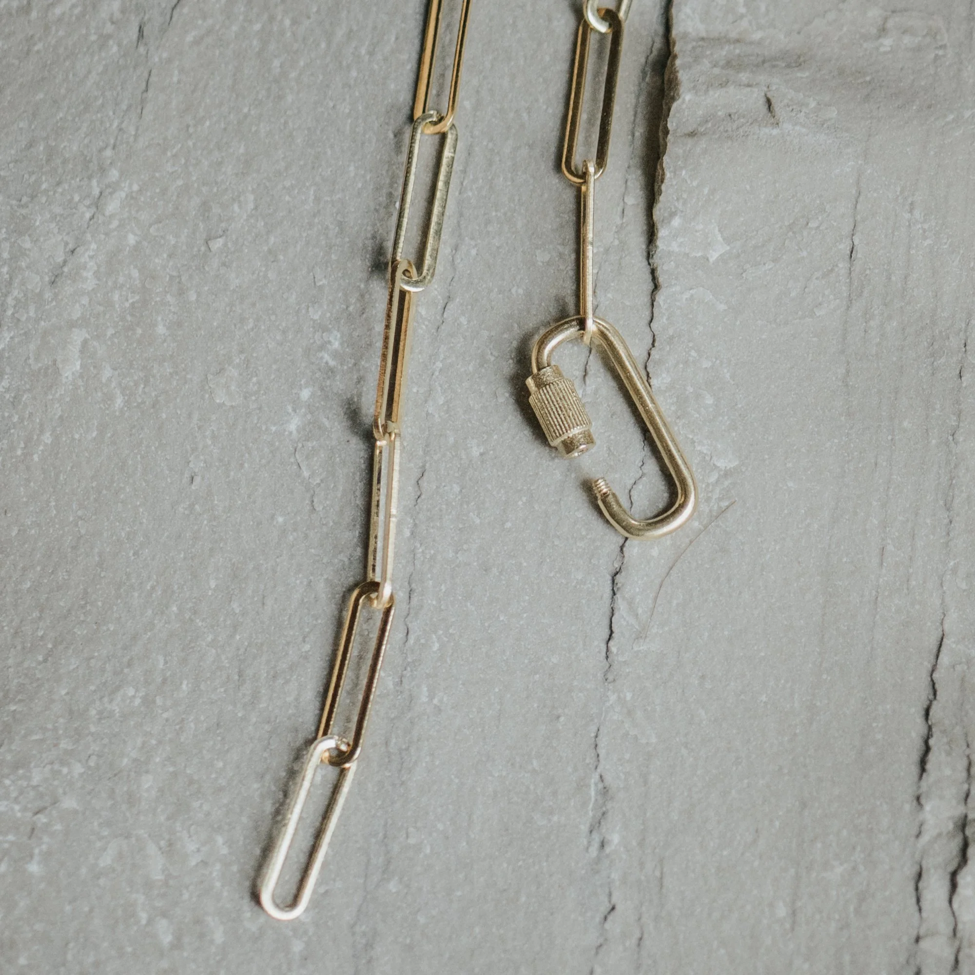 COMMONFORM_Chunky gold statement necklace cuff bracelet-138.jpg