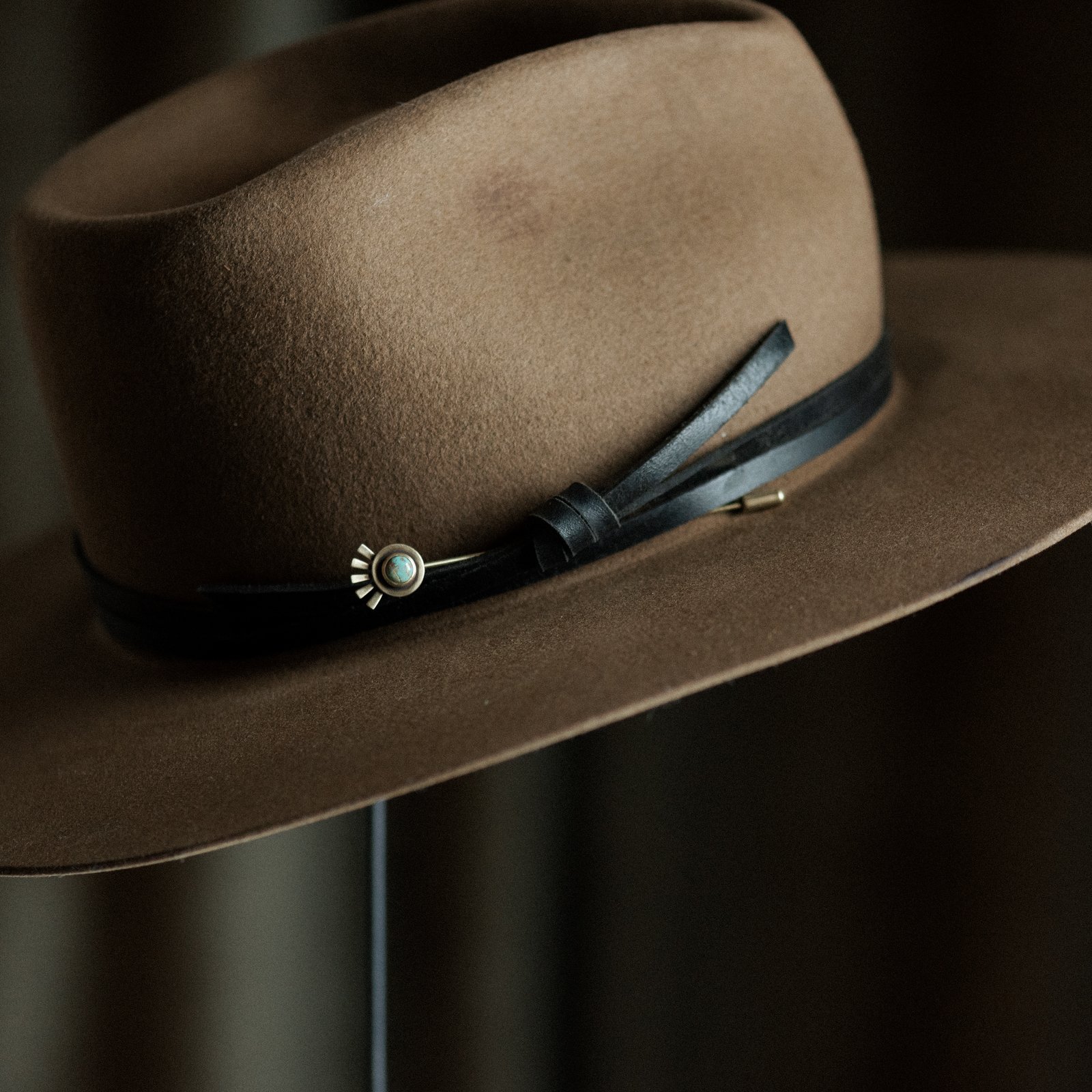 Norris Hat Pin_Turquoise_3.5%22_Commonform-21.jpg
