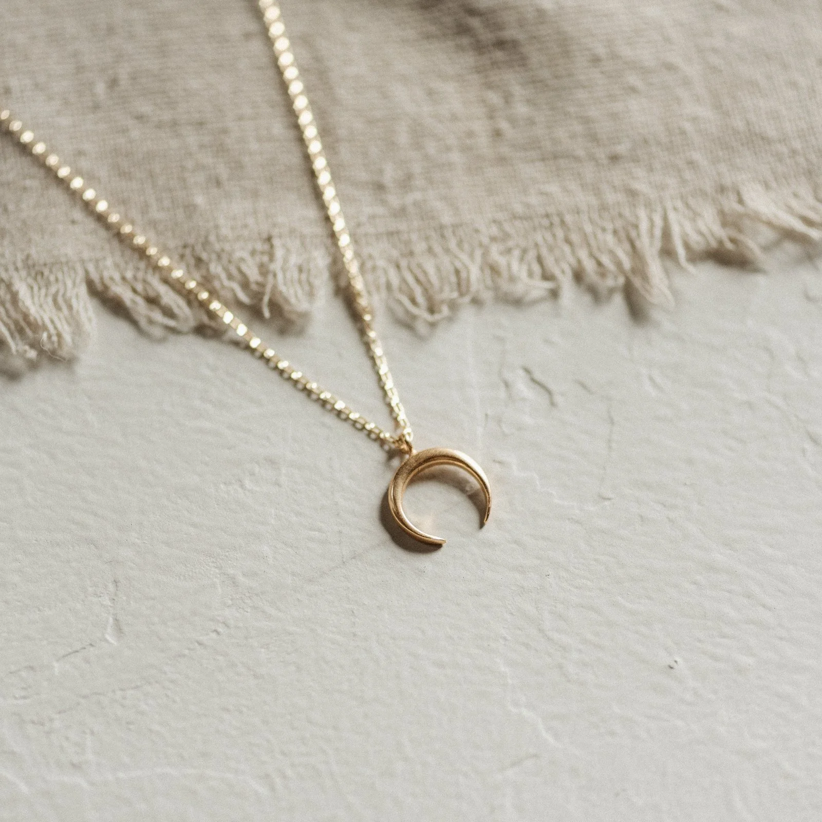 Naja Mini Necklace_DemiFineGold_Commonform-33.jpg