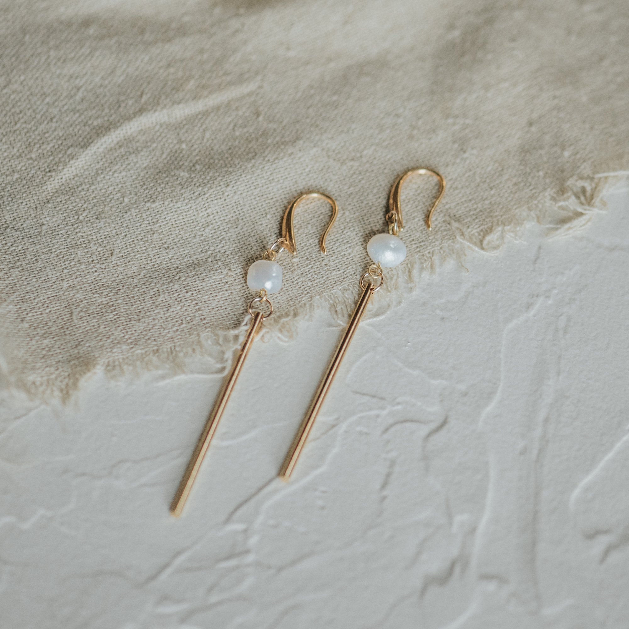 PASSERINE EARRINGS // PEARL