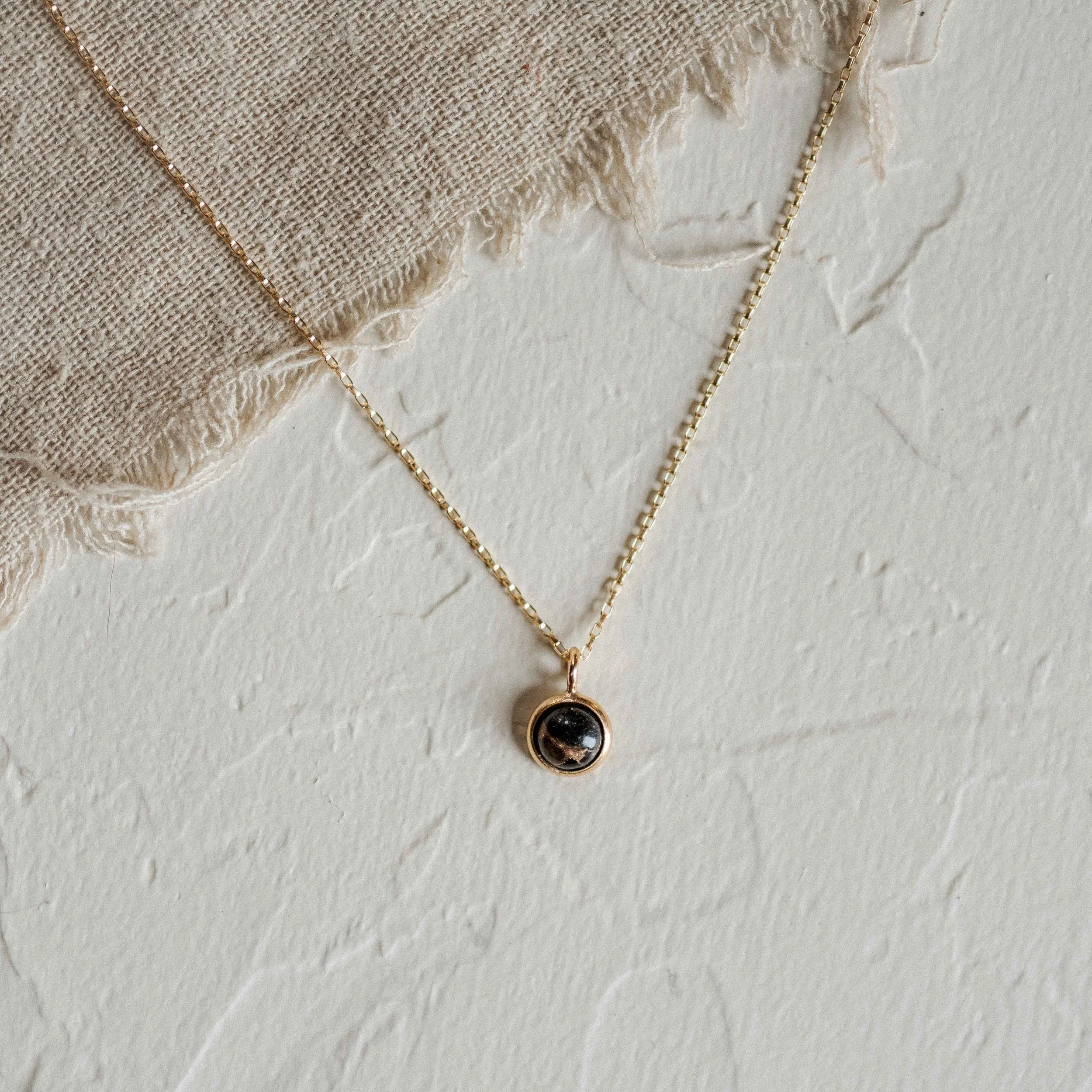 COMMONFORM_Gold Obsidian Necklace-89.jpg