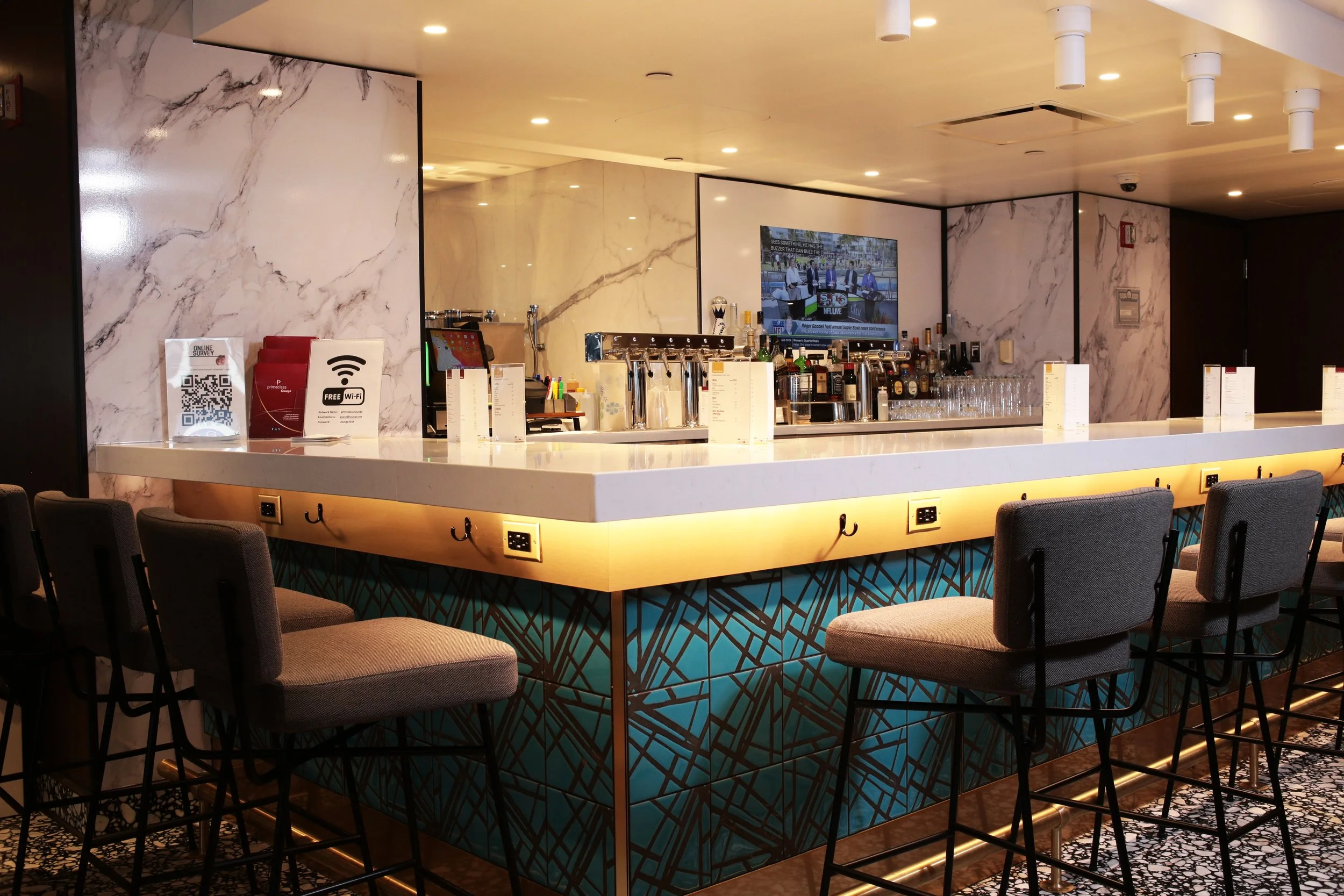 Complete Guide to the Primeclass Lounge JFK LoungePair