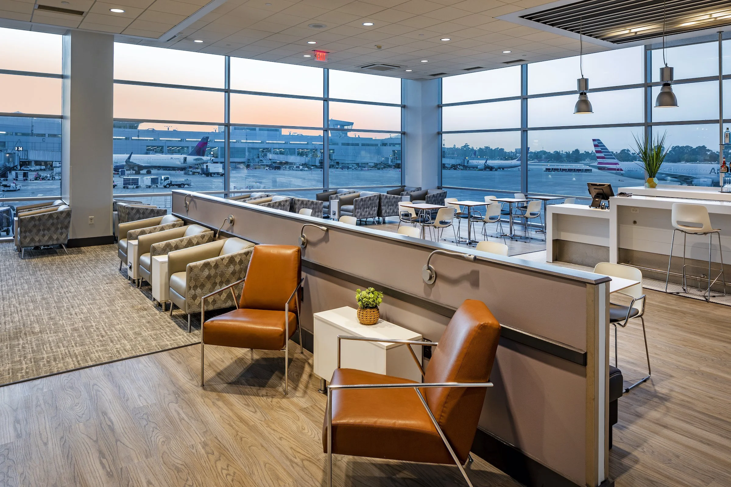 San Diego Airport Lounges Lounge Review Aspire Lounge IALHE San Diego Airport Lounges Lounge Review Aspire Lounge IALHE