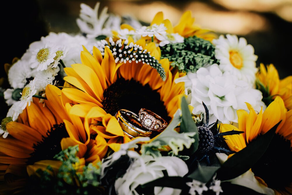 sunflower-wedding-bouquet.jpeg