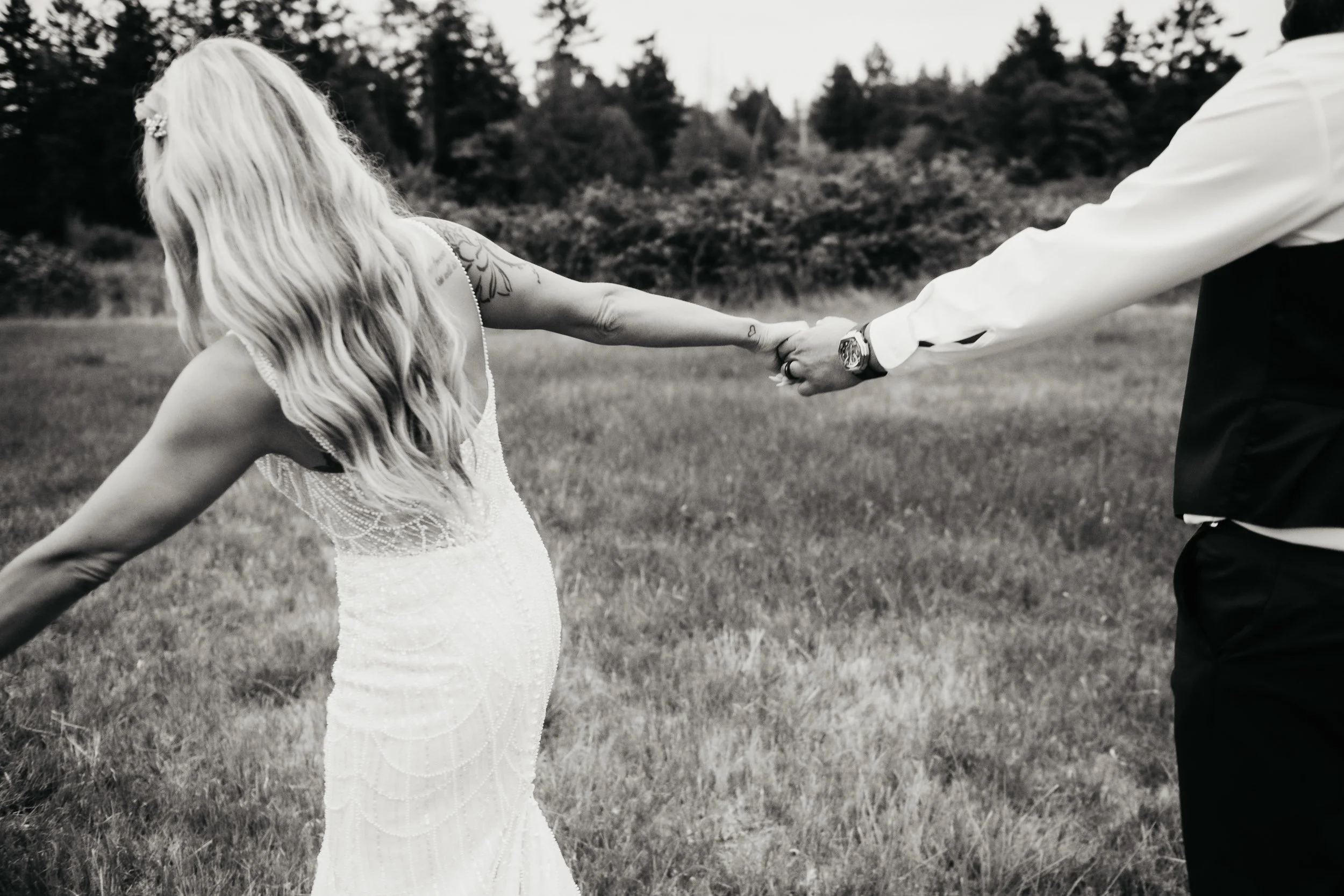 Kim and Grayson Langrty Walk Wedding S. McIntosh Photo Victoria B.C-69.jpg