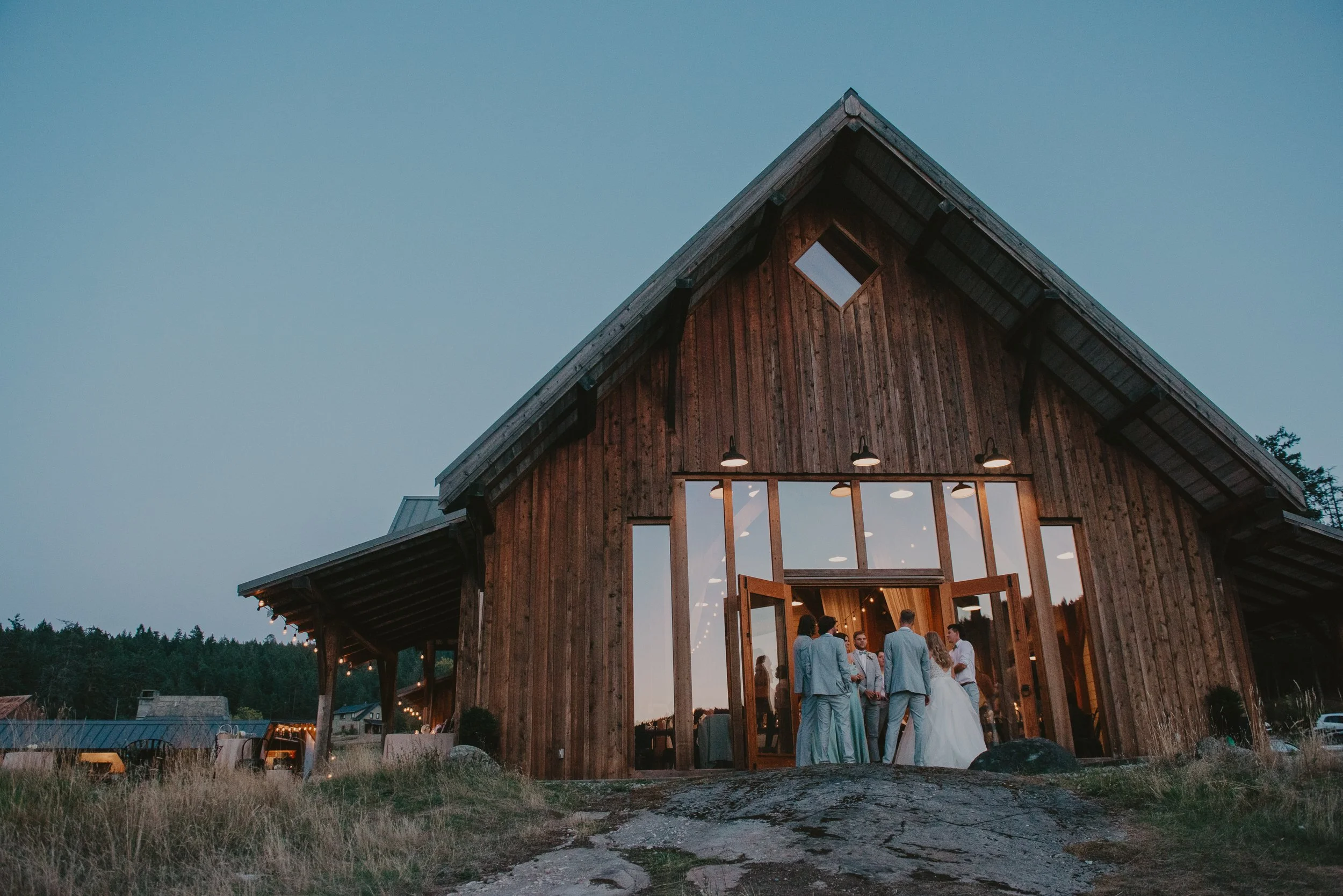 Leah and Cole Bird's Eye Cove Wedding Photography August-45.jpg