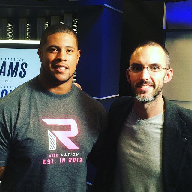 Rodger Saffold of the #Larams is a giant of #COD and IRL. Thanks for the games man! #risenation @therisenation