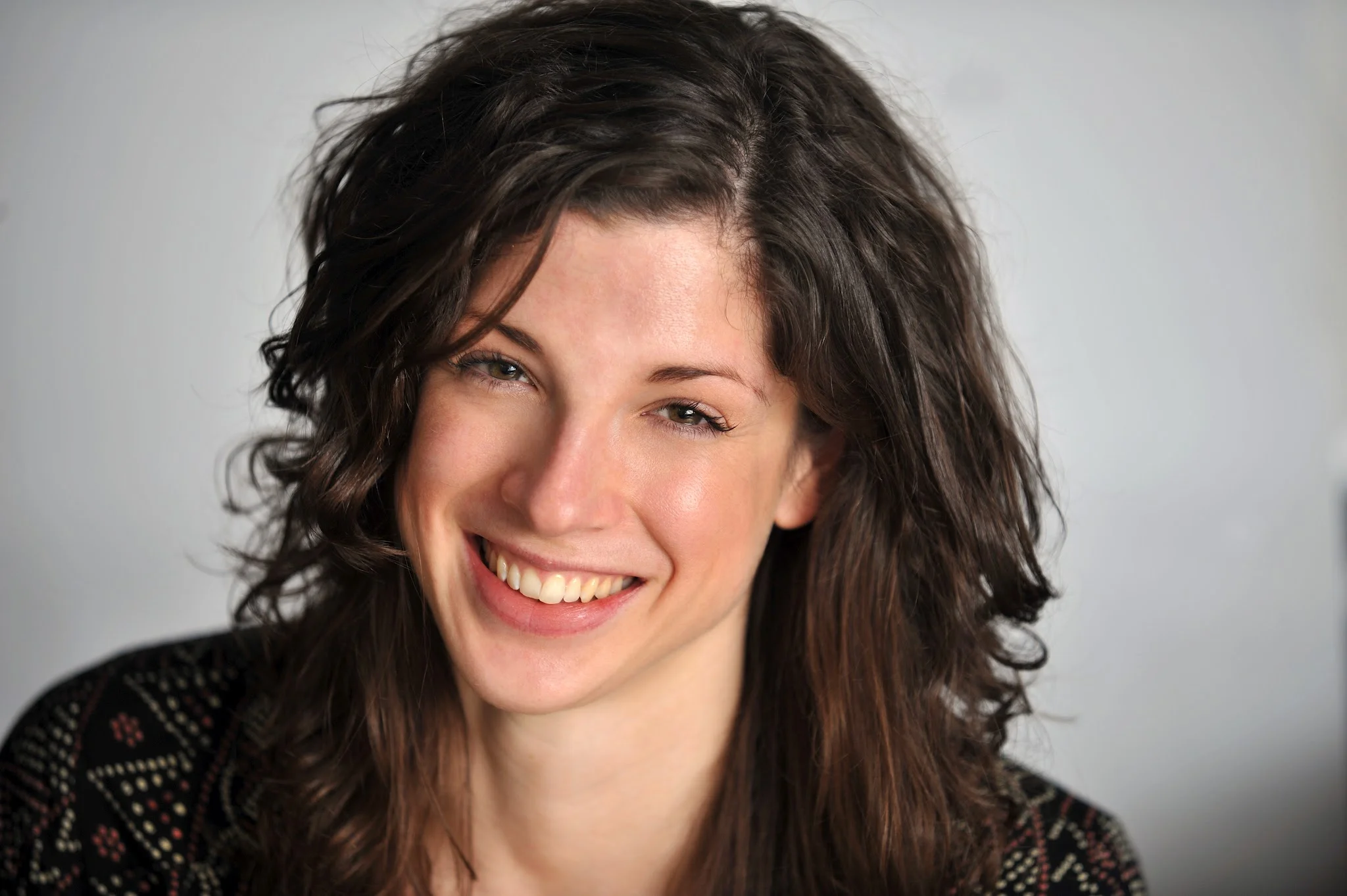 Anna King, Associate Member (UK, Brazil) Anna is an independent communications consultant and founder of Scripsy , which helps brands to raise their profile and engage their audiences through PR, content marketing and copywriting. She has particular expertise in workplace, coworking and design issues, having represented brands including Steelcase, Allermuir, The Brew and Smart Design.