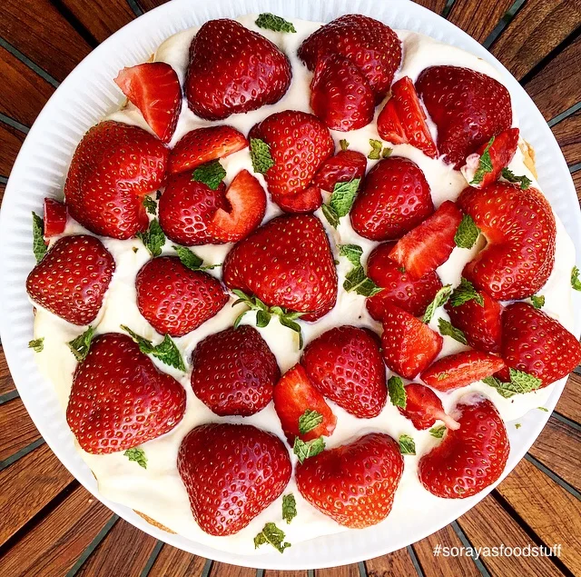 Verdens bedste jordbærkage gluten-og sukkerfri