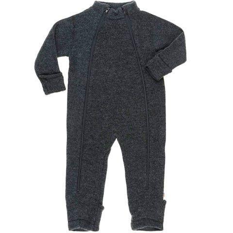 Joha - dragt med lynlås - Merino uld - 499,95kr NU 374,96kr.