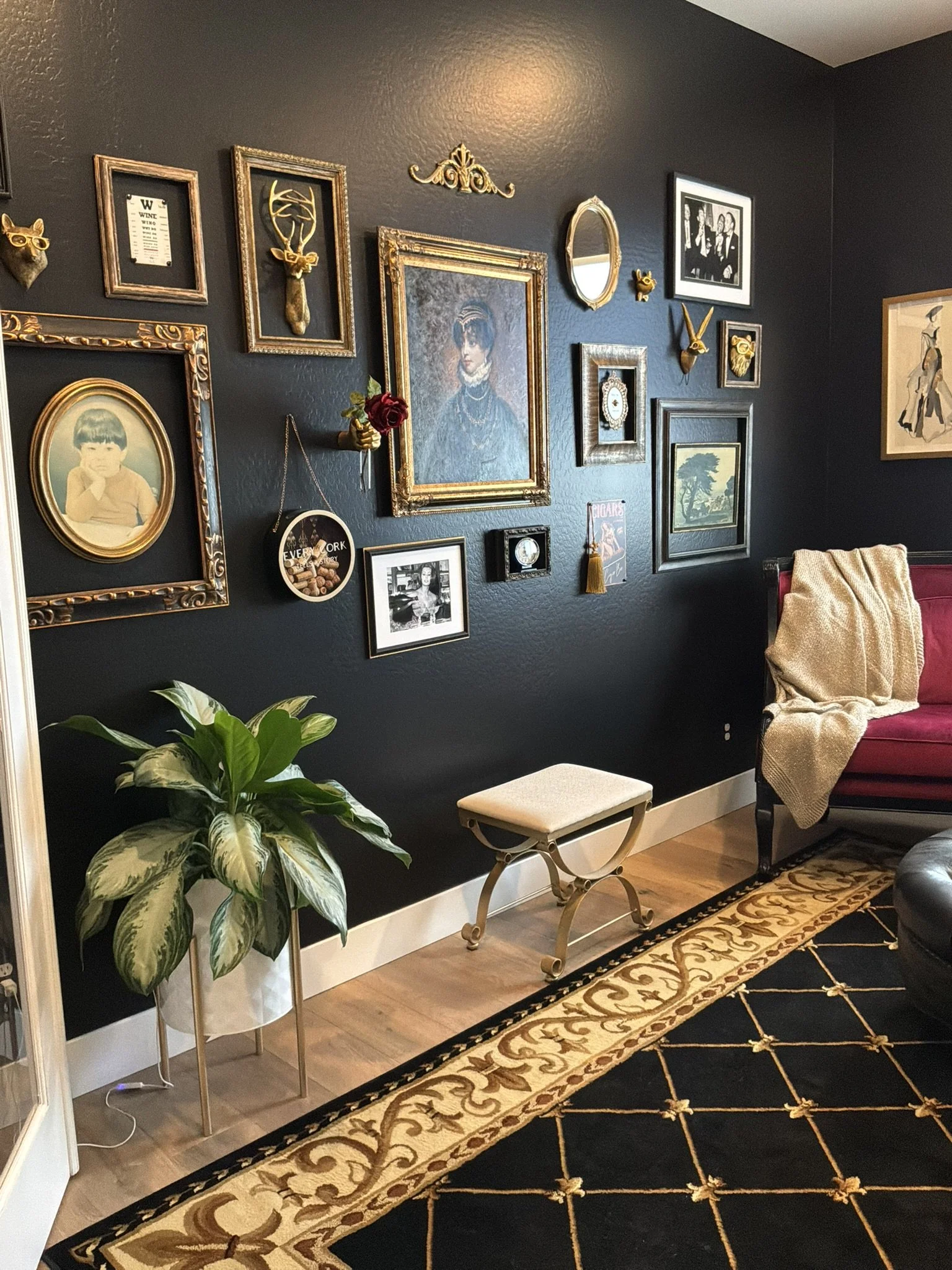 Luxury Lounge Bar Gallery Wall 2.JPEG