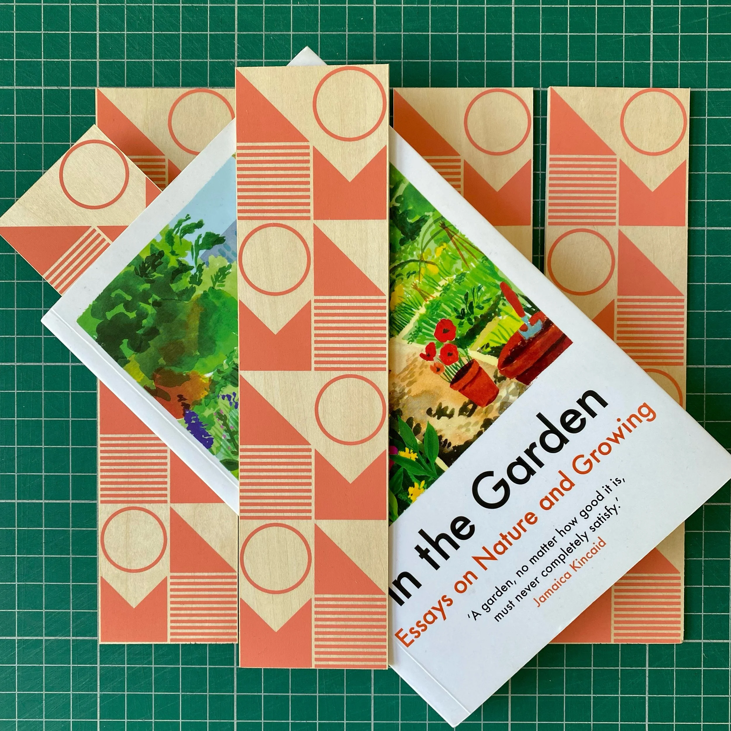  Screen printed plywood bookmark // 5 x 19 cm // £3.00 