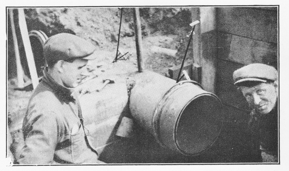 Mainstopper workers four.jpg