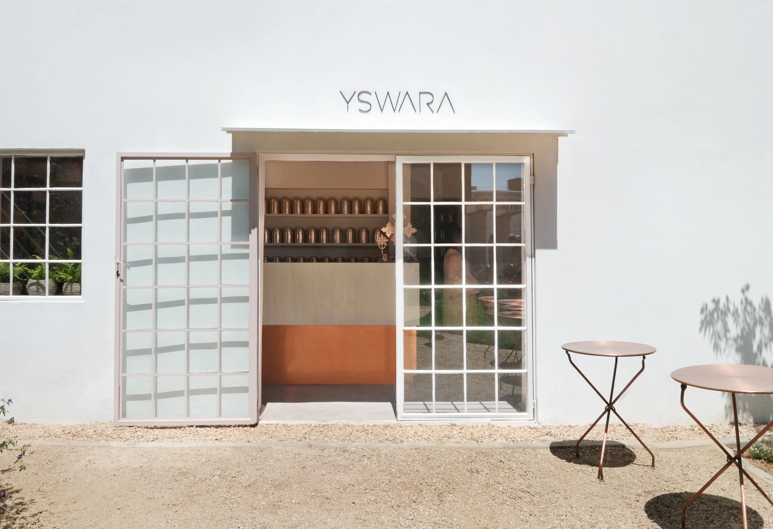Yswara_tearoom_10.jpg