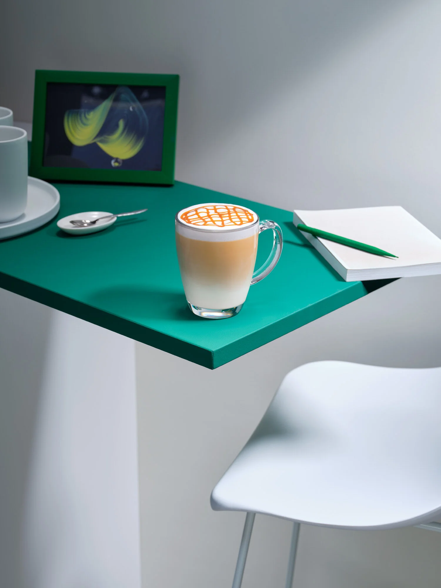 06_SBUX_Photography_Frame_NDG_CaramelMacchiato_Hot.jpg