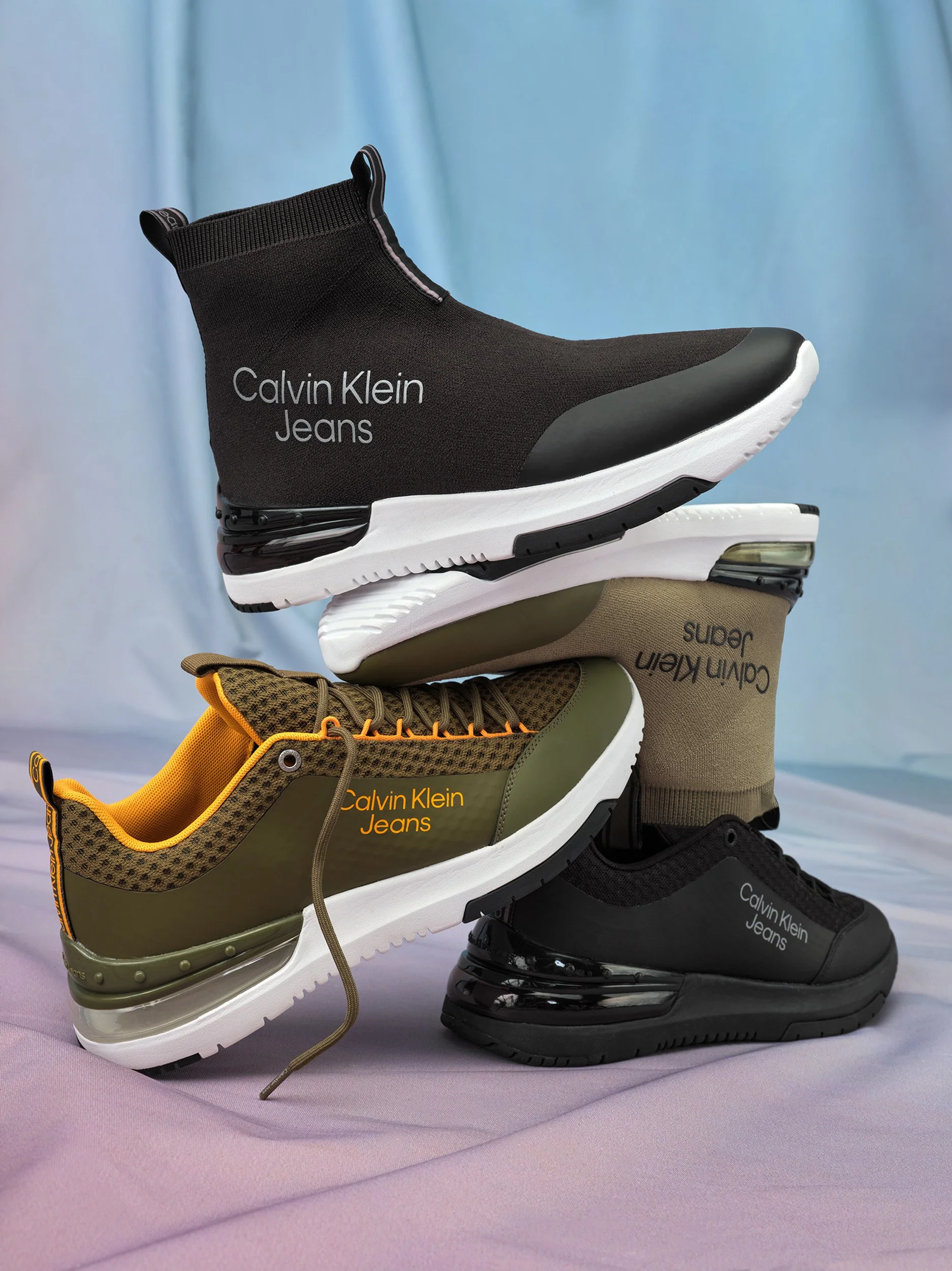 SP22_CKJ_M_FTW_COMM LOOK_LOOK04#000507.jpg