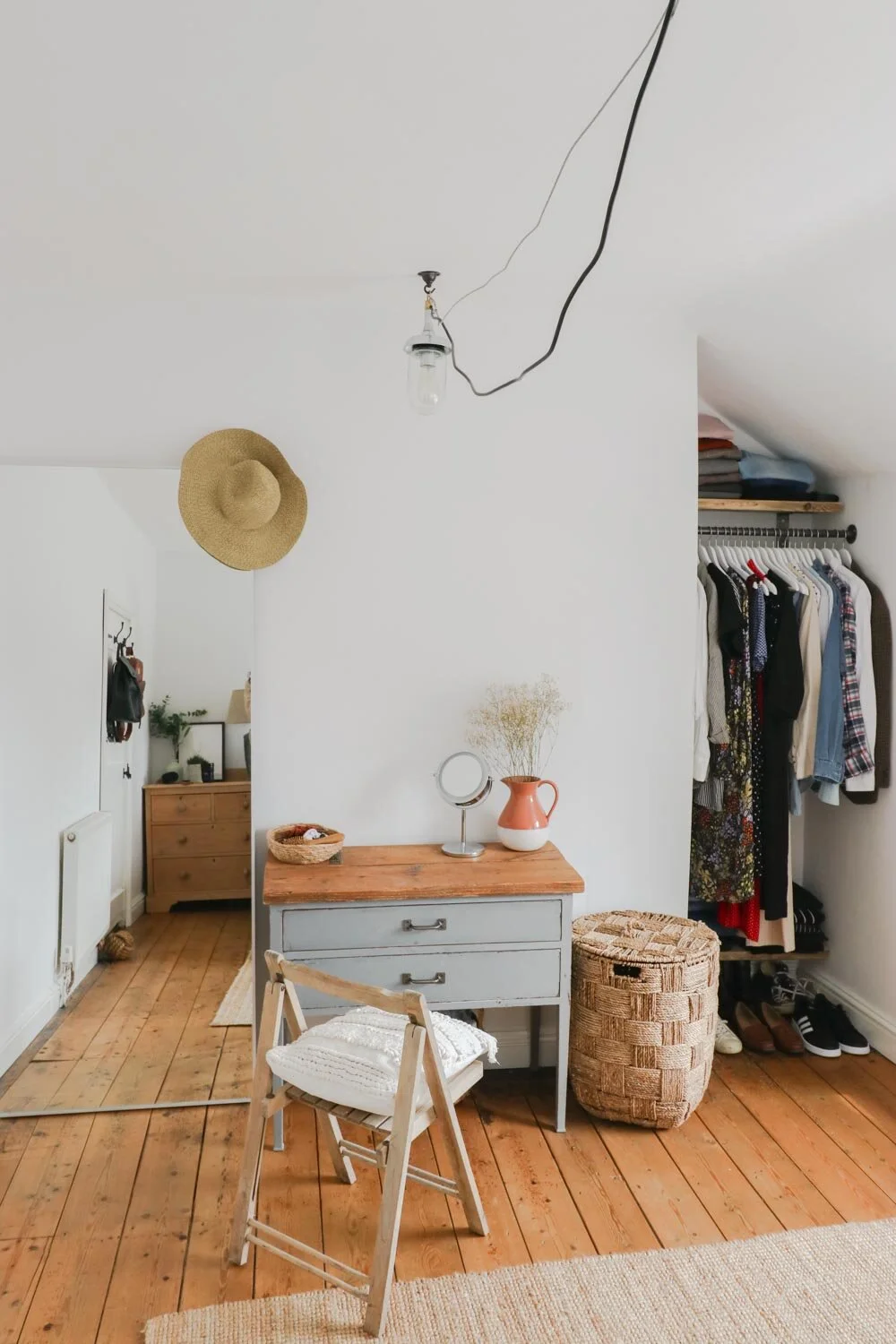bedroom - cottage bedroom makeover after