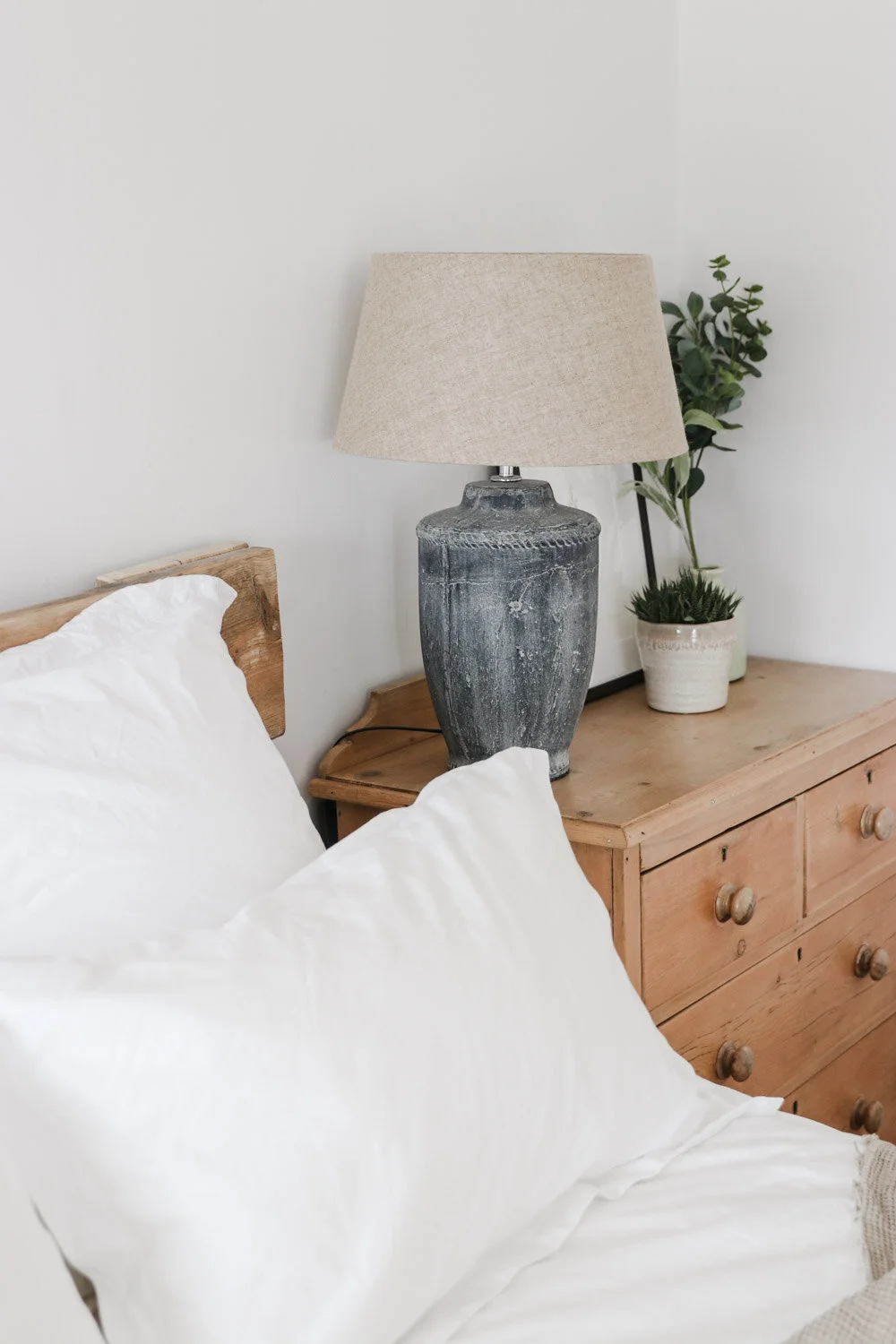 bedsidetable.jpg