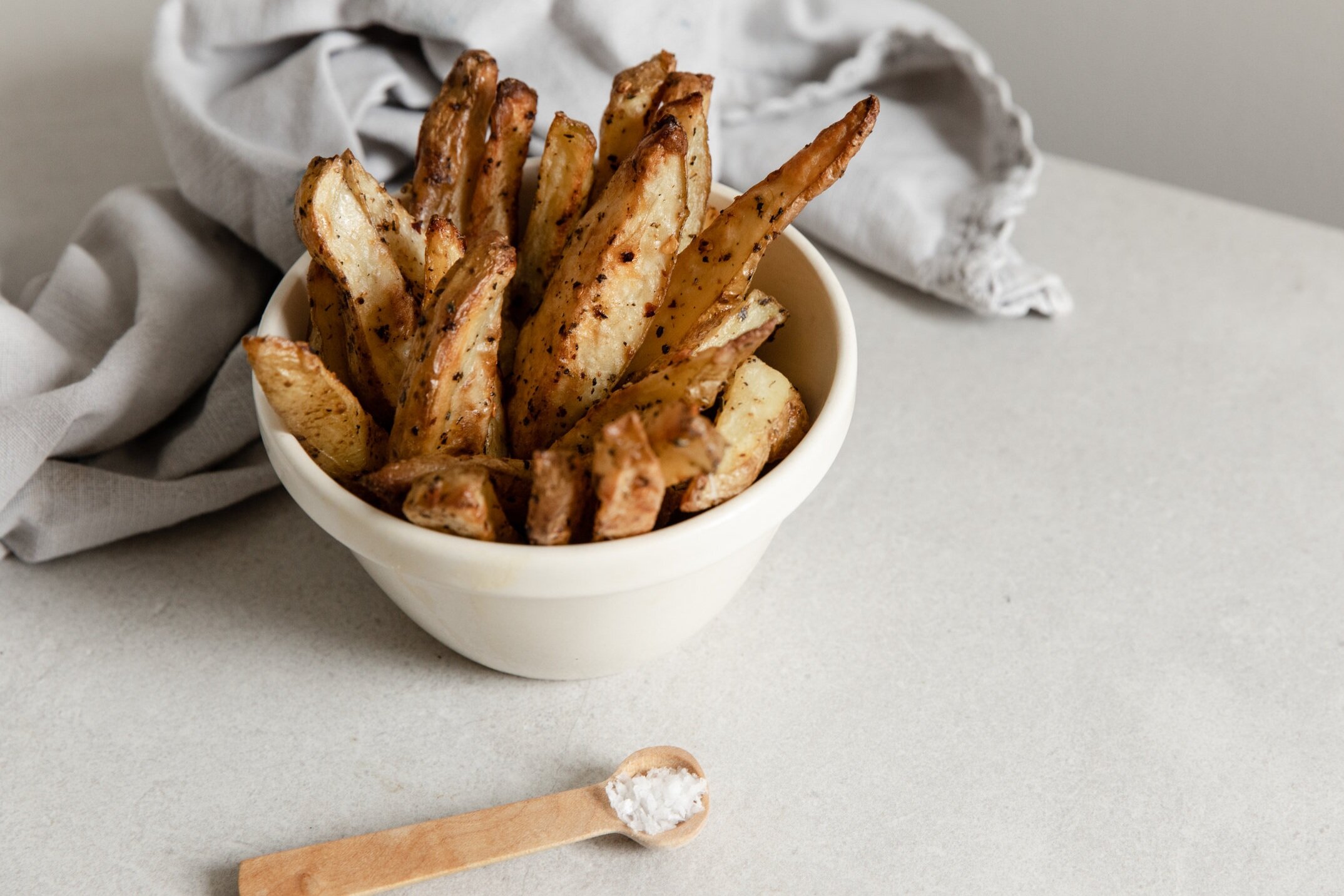 Quit buying the frozen kind and try making your own.You won’t go back after trying these ultimate homemade chips, trust me. - prep time 5 minutes total time 45-50 minutes serves 2