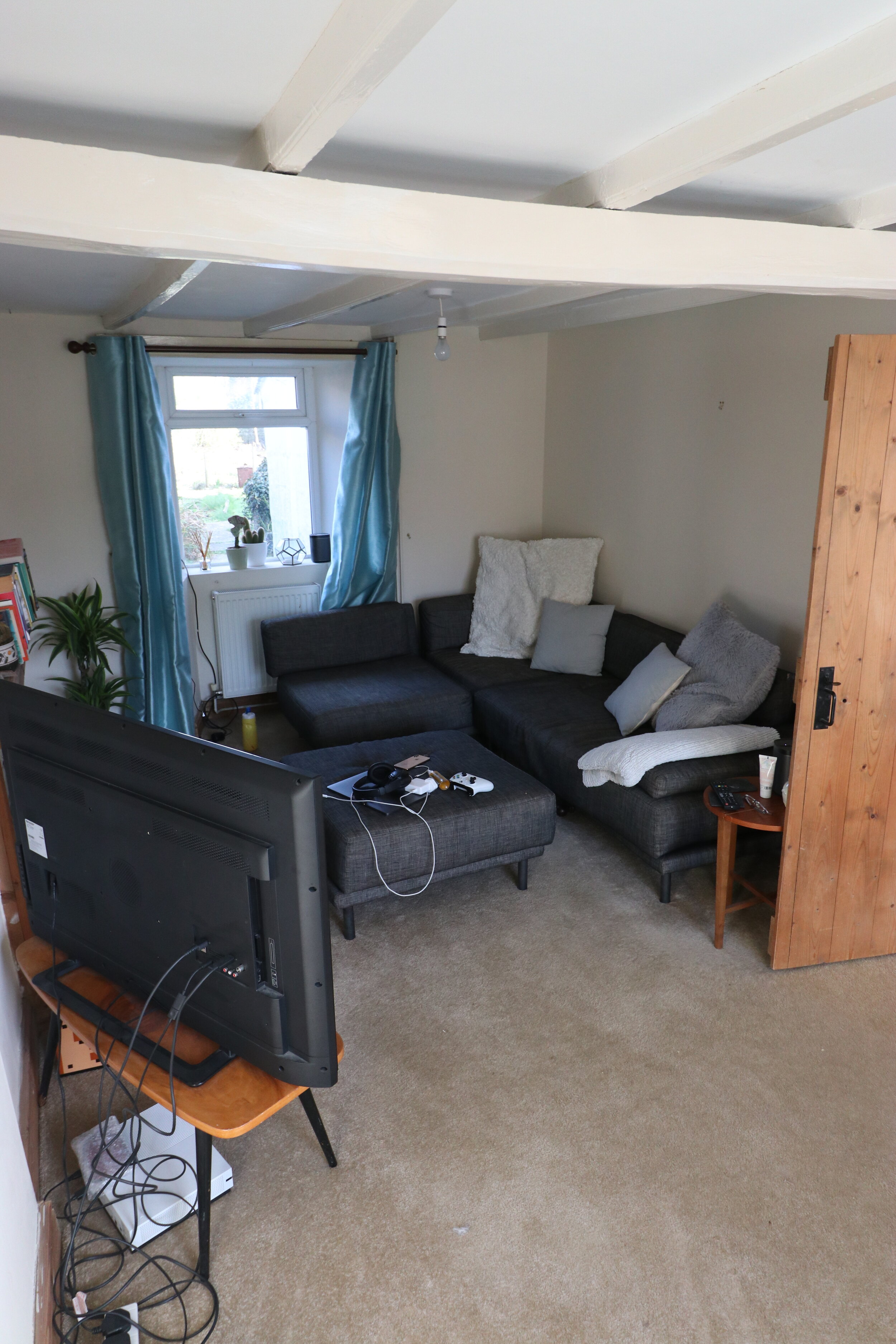livingrooom.JPG
