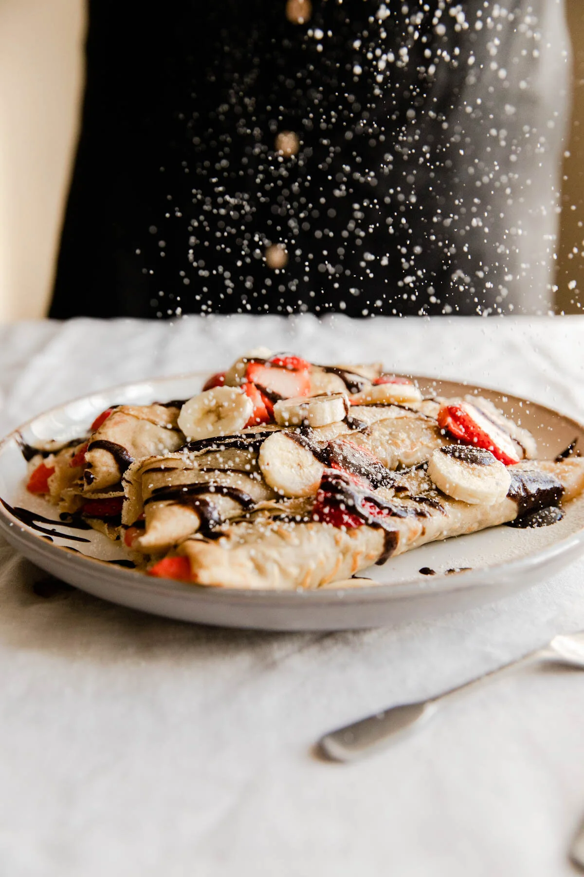 chocolate banana and berry sweet crepes