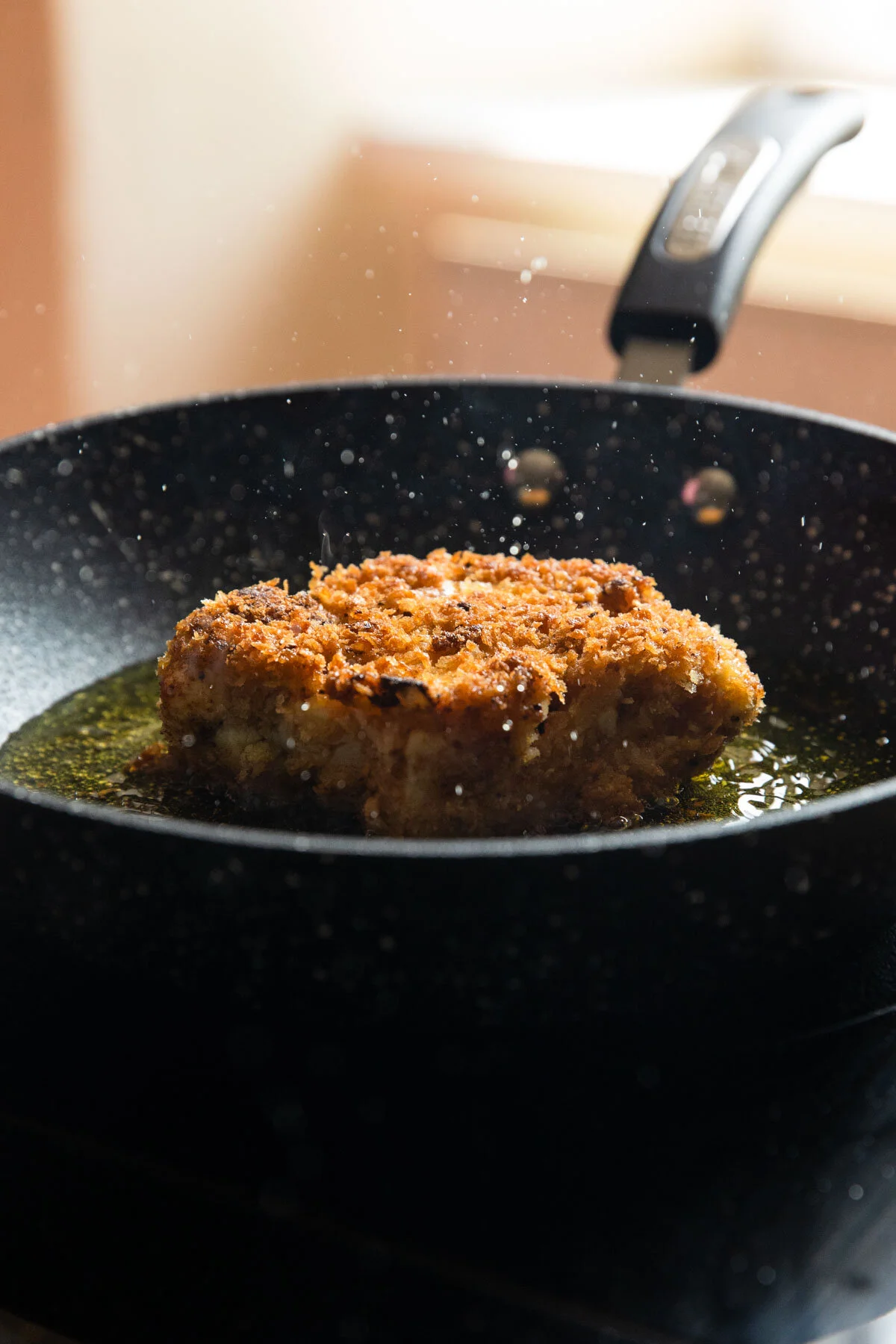 CAULIFLOWER-BURGER-FRY